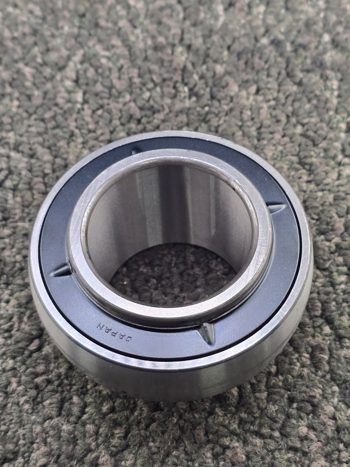 NSK UC210D1: Heavy Duty Bearing Insert Replacement