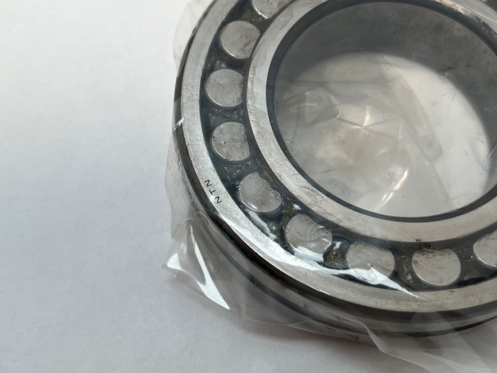 NTN 22211BD1C3 Spherical Bearing 55x100x25mm 22211CJ 22211 B W33/D1 C3 Japan