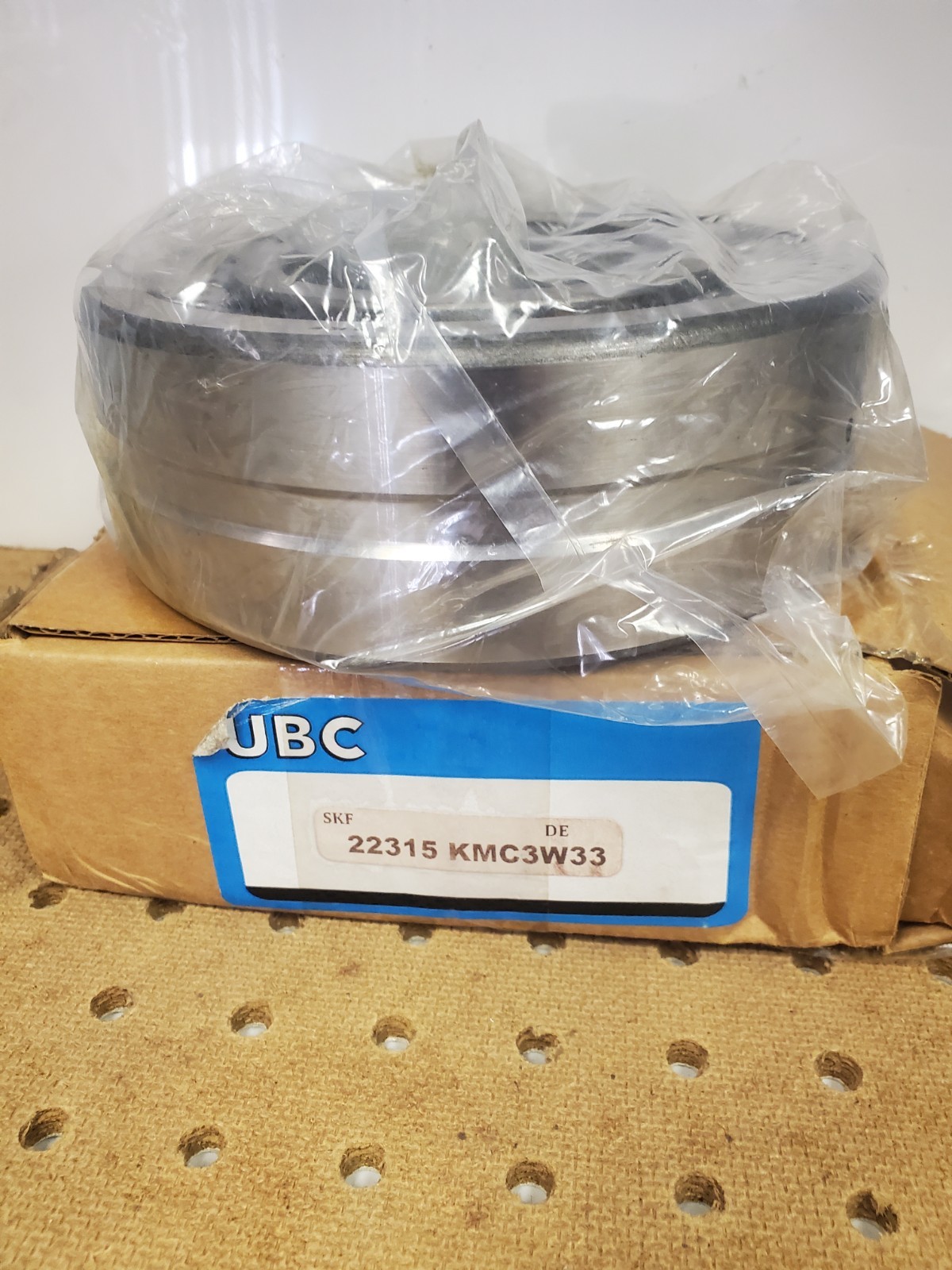 22315 E SKF Double Row Spherical Roller Bearing