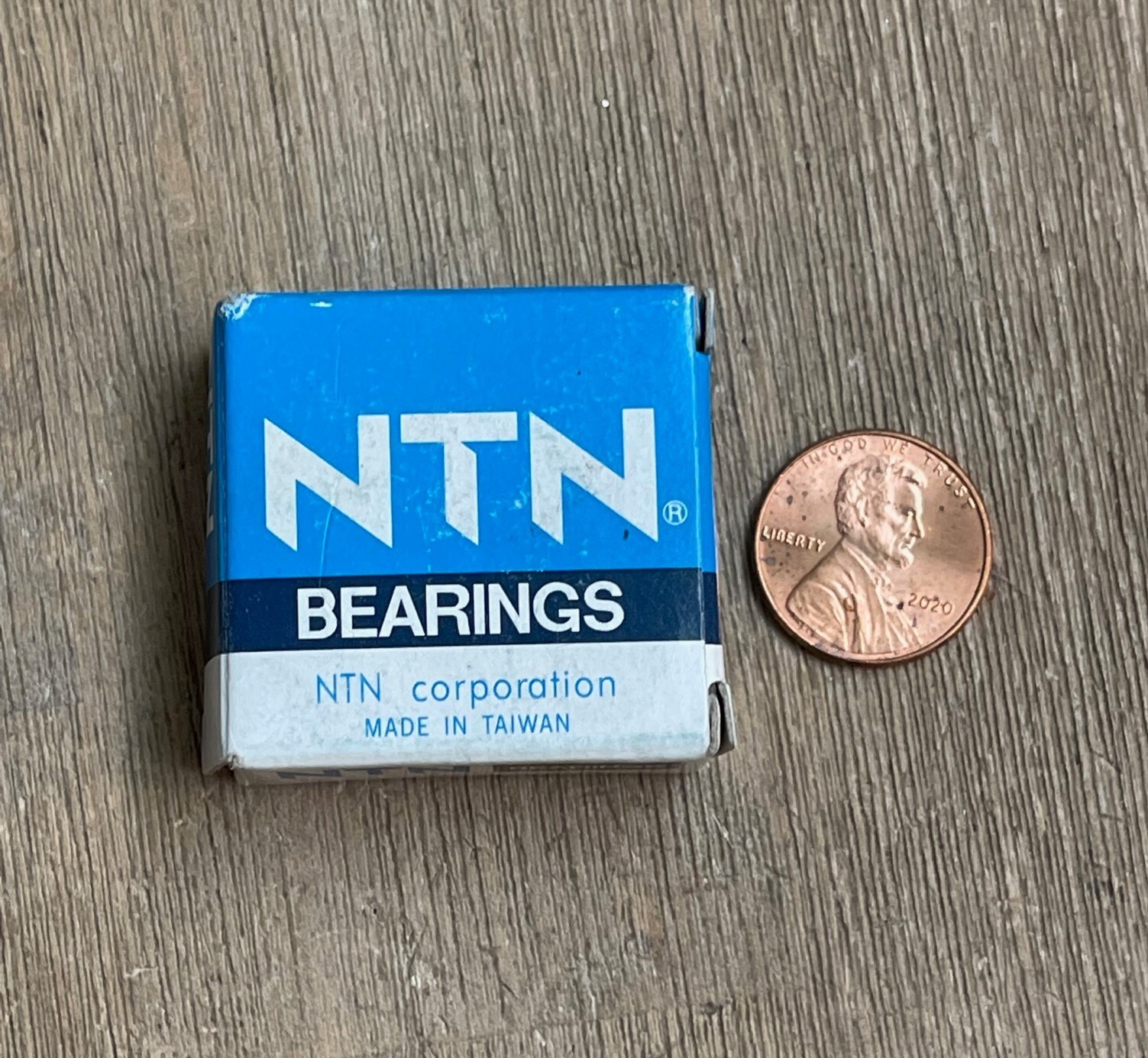NTN 6201ZZC3/L627 RADIAL BALL BEARING SHIELDED NEW IN BOX