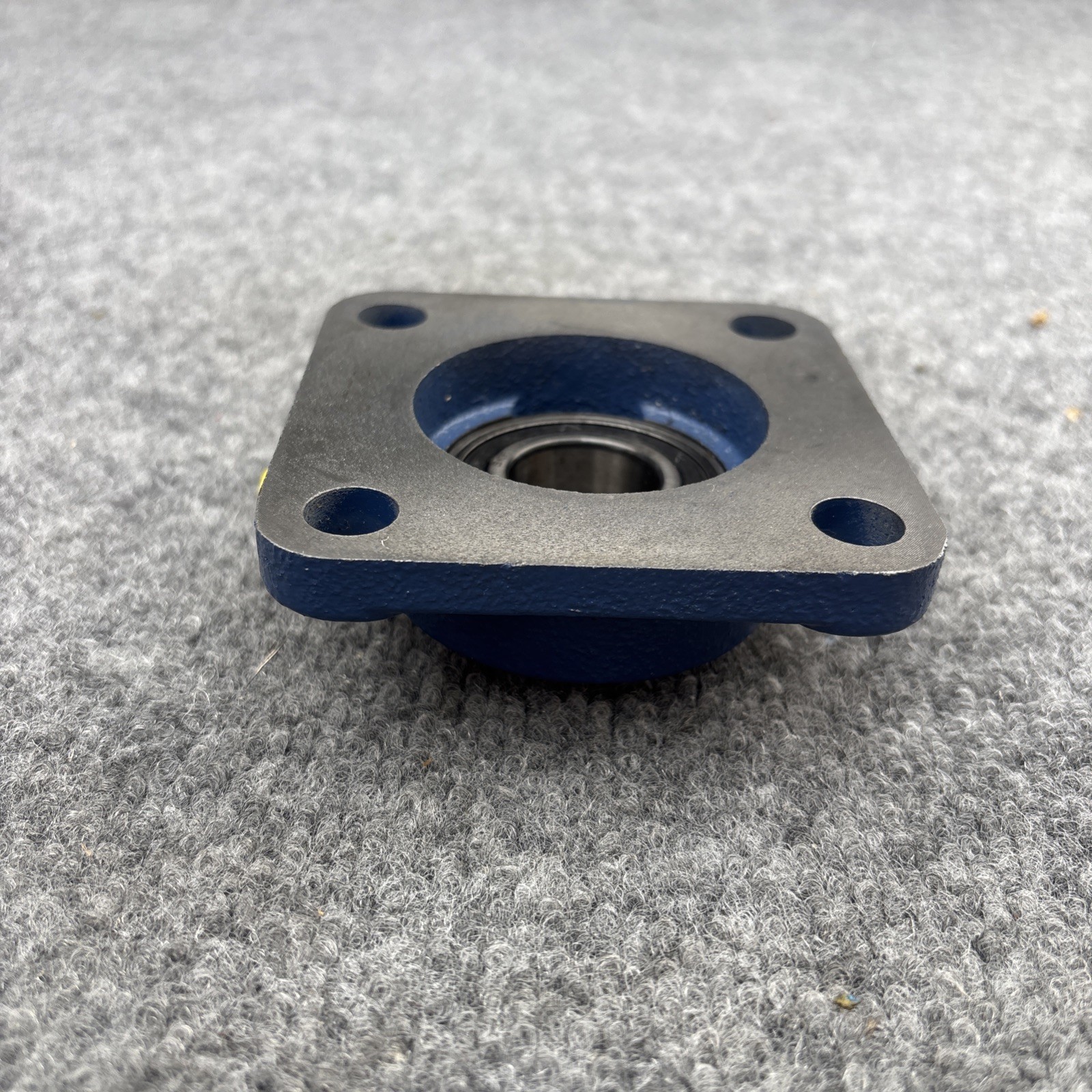 Lot of 2 – SKF F4B-100-RM Square Flange Block Bearing 1″ Bore 4 Bolt Cast Iron