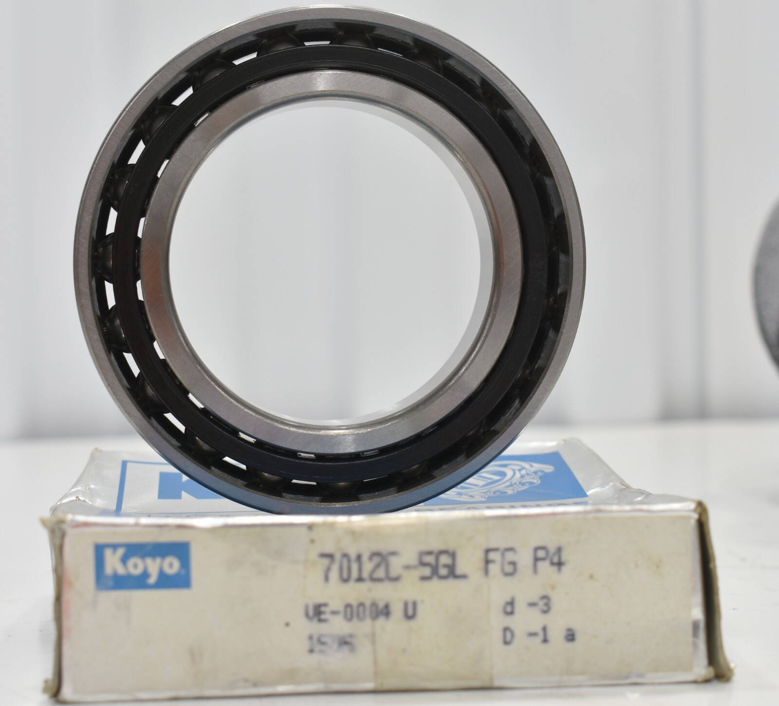 Koyo 7012C-5GLFGP4, Angular Contact Ball Bearing, 60MM Bore, 95MM OD, 18MM W
