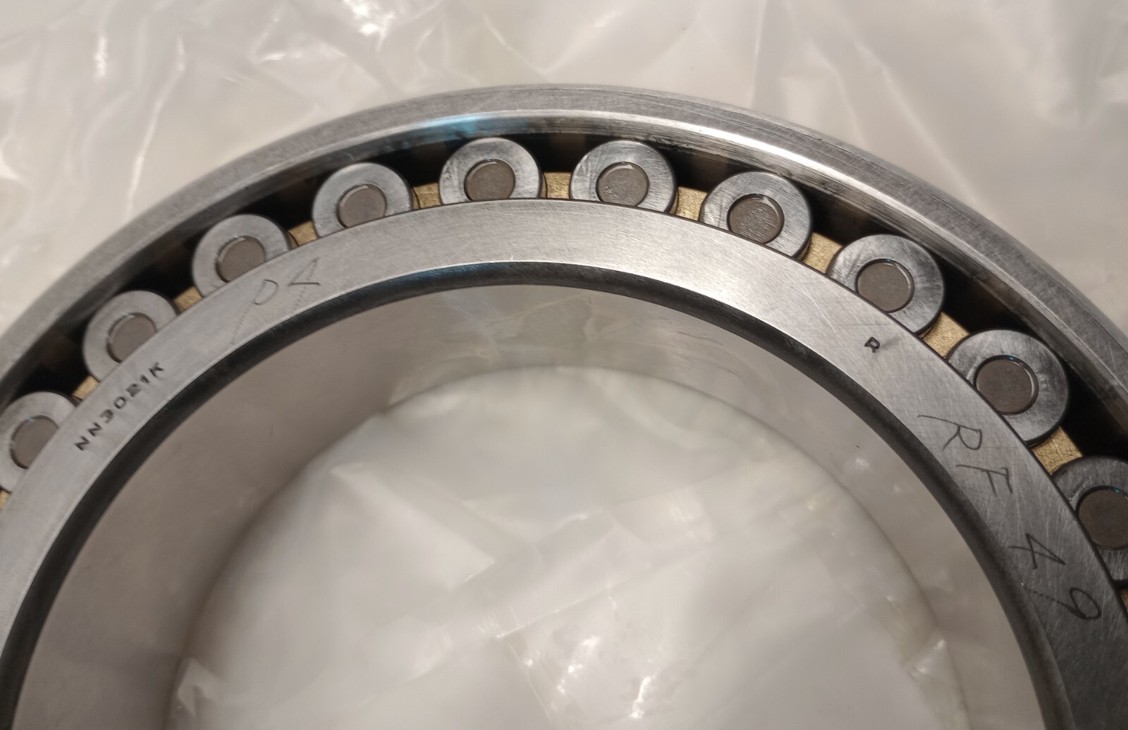 Nachi NN3021-M2KC1NA-P4 Super Precision Cylindrical Roller Bearing 105x160x41mm