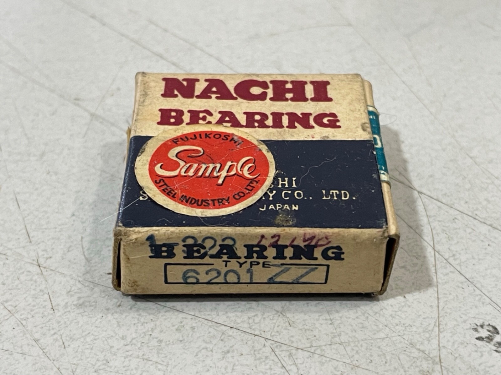 NOS Nachi Bearing 6201 ZZ