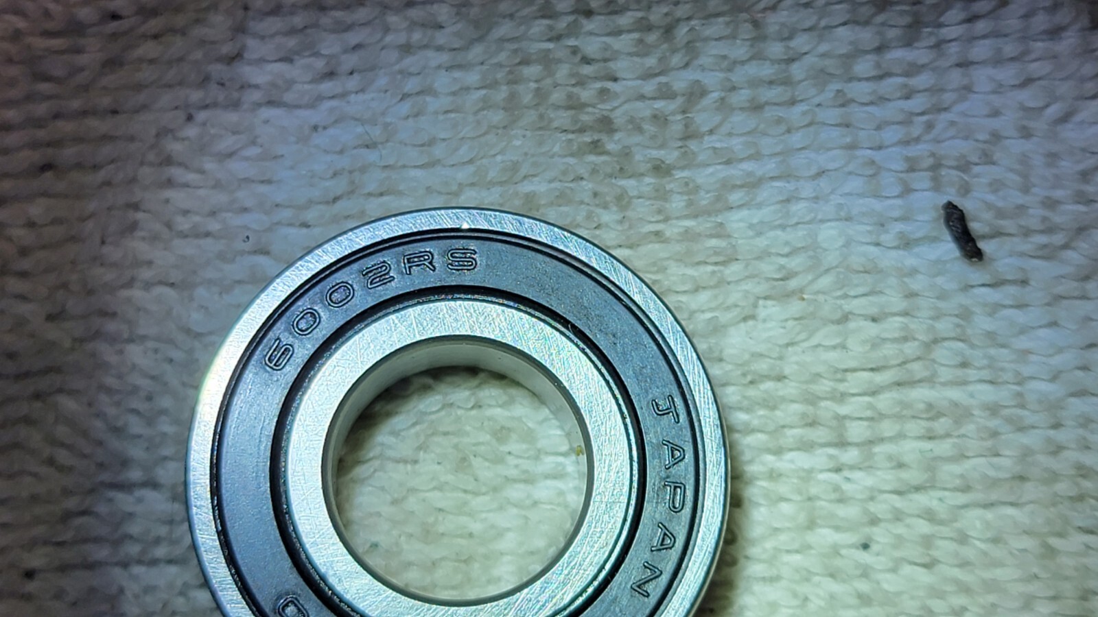 KOYO 6002 2RS Deep Groove Ball Bearing NEW FREE SHIP LOC T1 QTY 1
