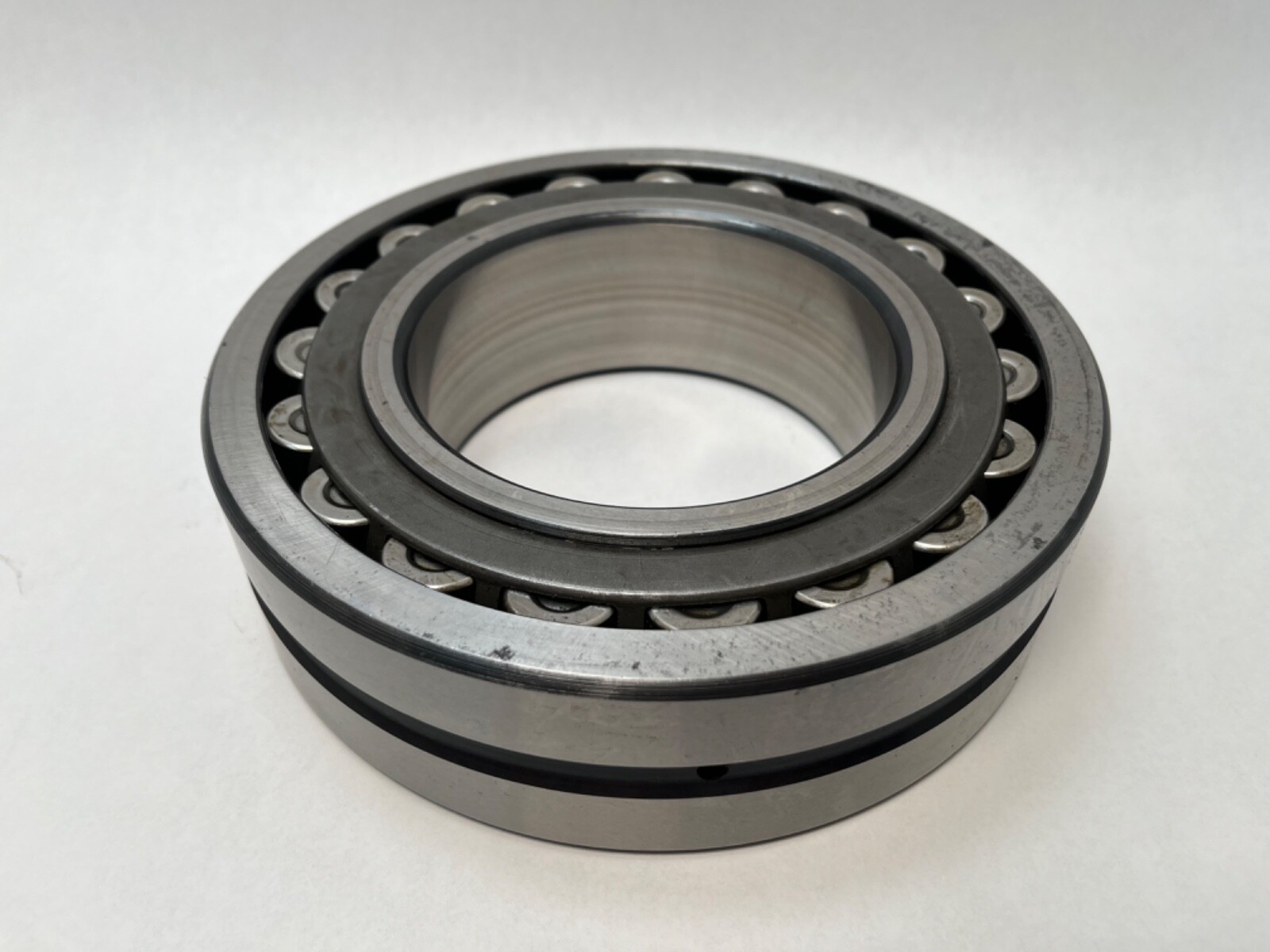 SKF 22224-CC/C3W33 Spherical Bearing 120x215x58 mm 22224-CC-C3-W33 USA