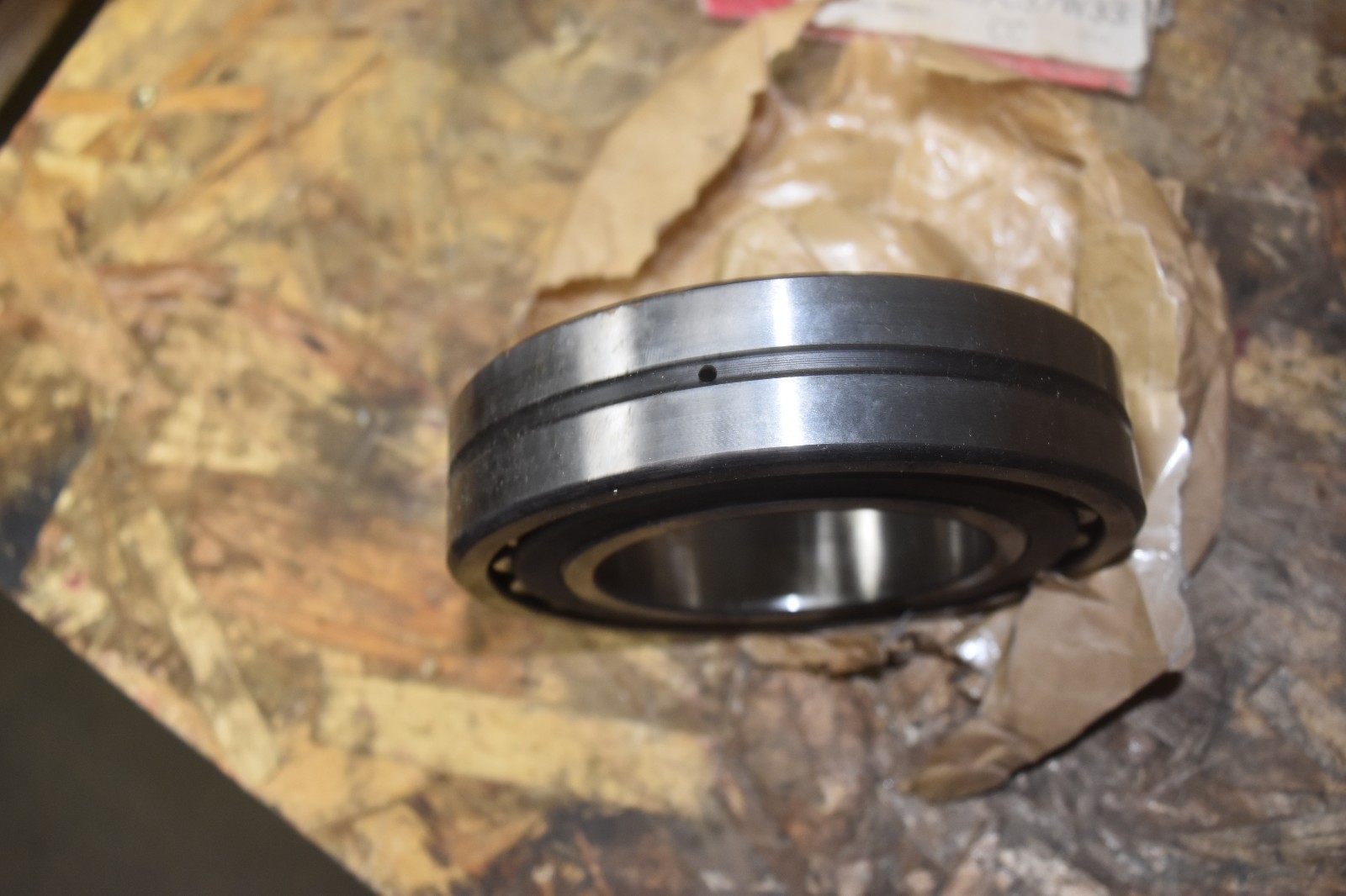SKF 22216CCK/C3W33 Spherical Roller Bearing NOS FREE SHIPPING