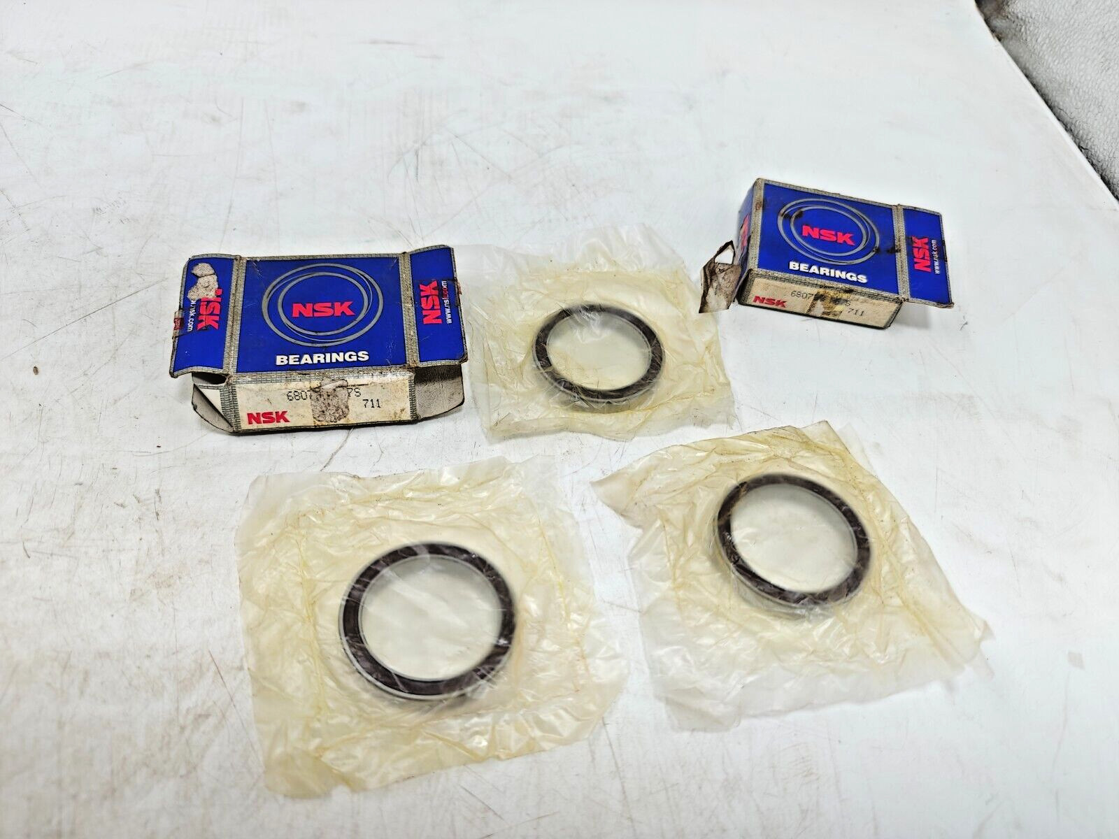 (3Pcs) 6807 DD NS7S NSK Ball Bearing 35x47x7mm 6807 2RS / 61807 2RS NSK LOT OF 3