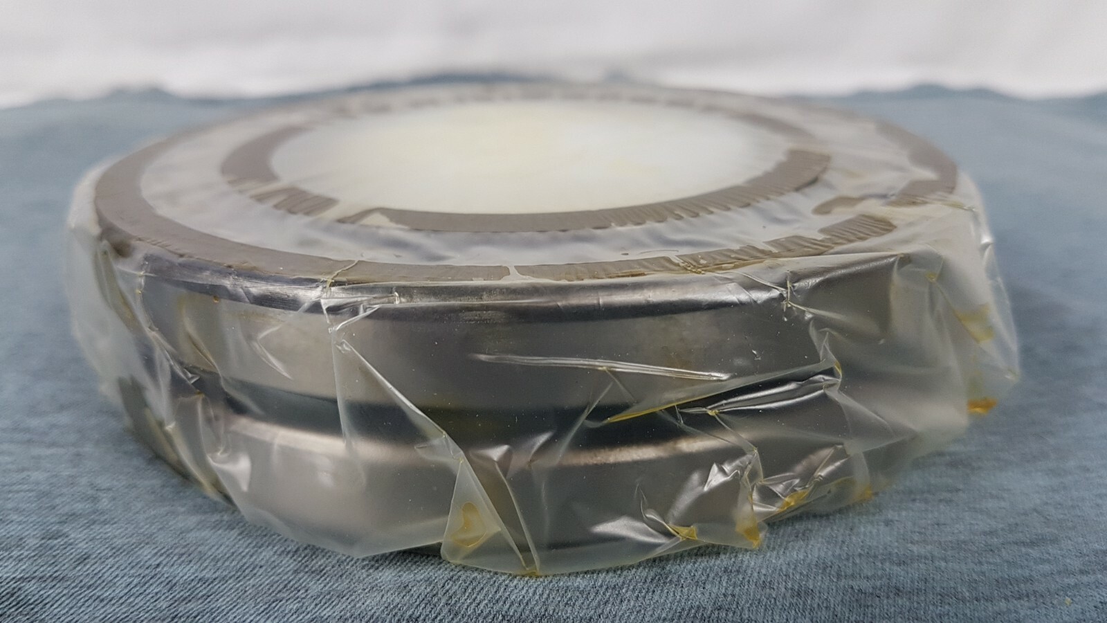 NTN LH-22215BKD1C3 Spherical Roller Bearing – Unused