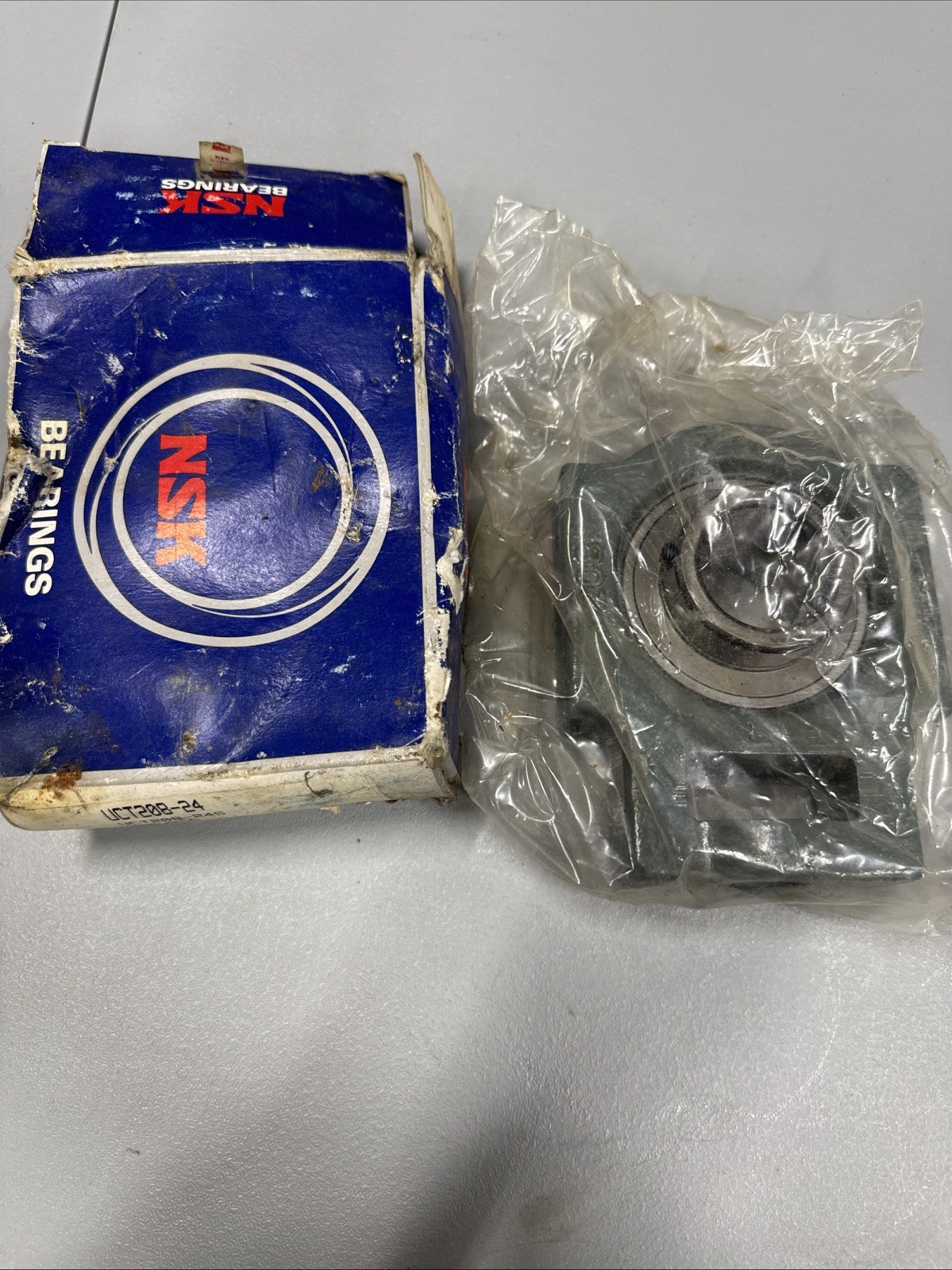 NSK FYH TAKEUP BEARING UCT208-24