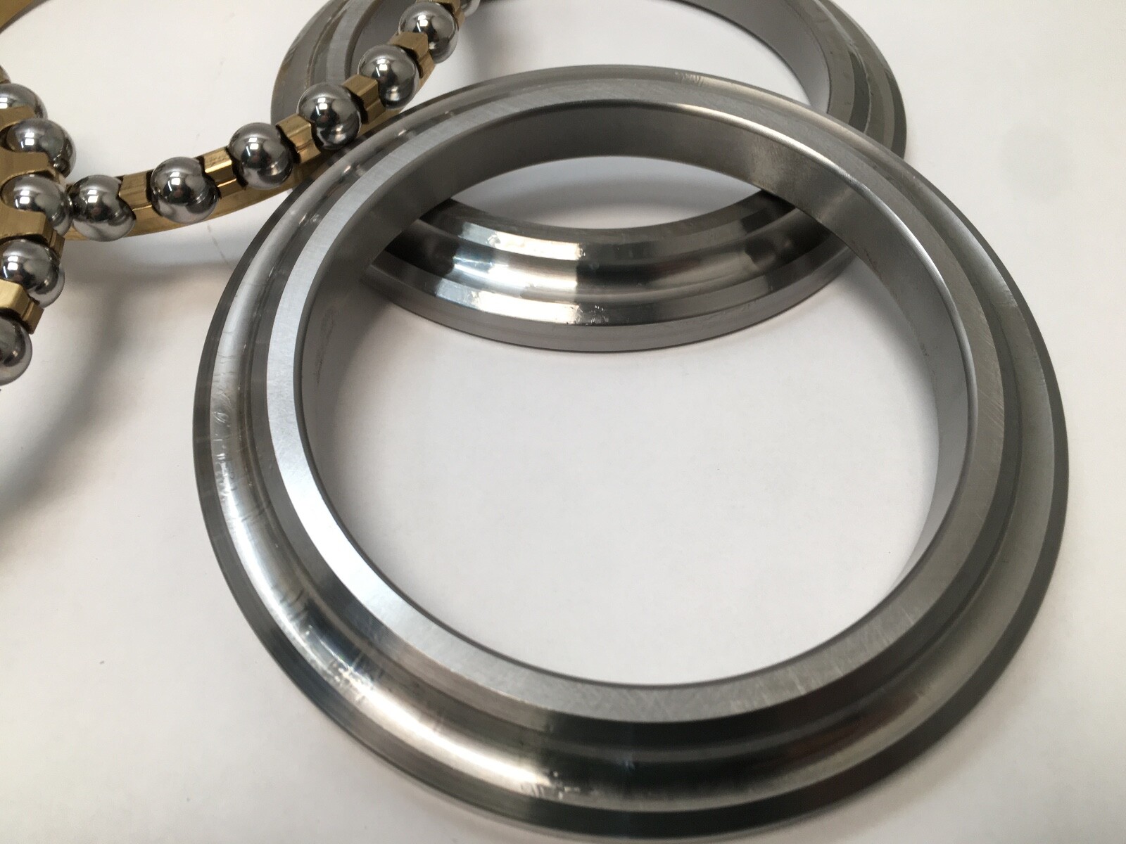 NSK 105TAC20DPN8 Axial Angular Bearing 105x160x65 mm 105TAC20-DP-N8 LCP6 Japan