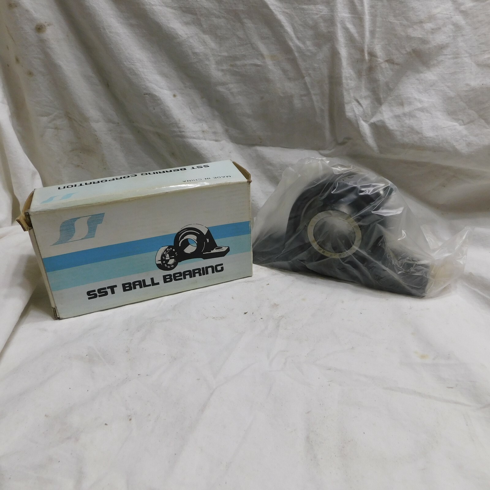SST Pillow Block Ball Bearing UCP207-22
