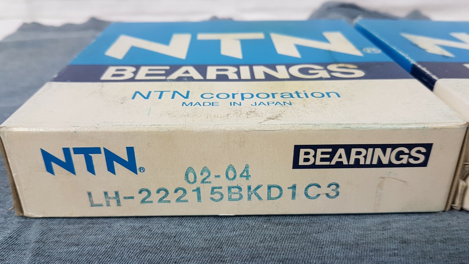 NTN LH-22215BKD1C3 Spherical Roller Bearing – Unused