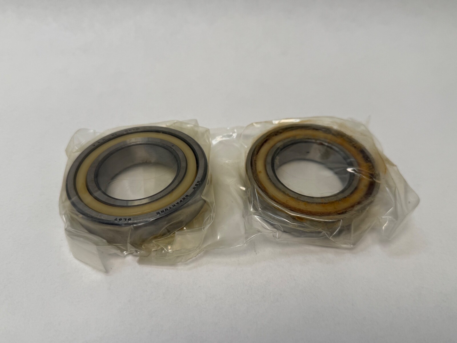 NDH Q0L07DT Angular Bearing 7007C Q-0L07-DT-X7097HE6 35x62x14 mm 2 Pcs