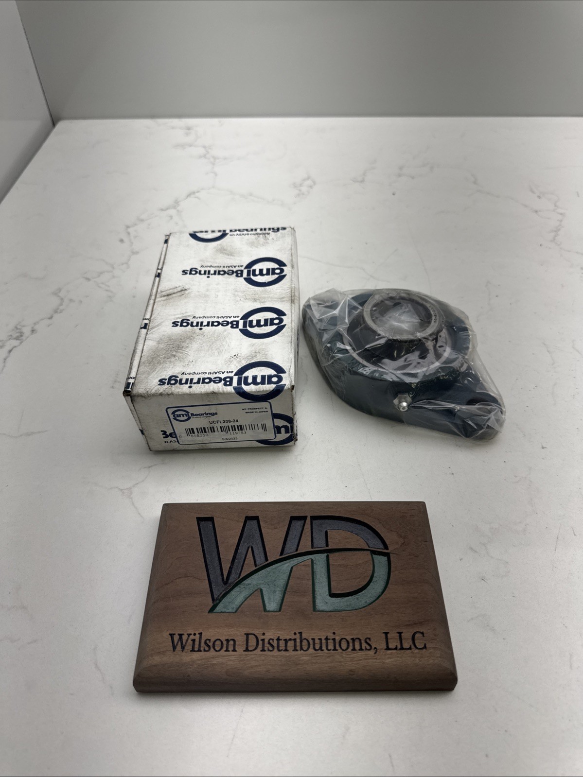 AMI UCFL208-24 2 Bolt Flange-Mount Ball Bearing Unit 1-1/2″ Bore