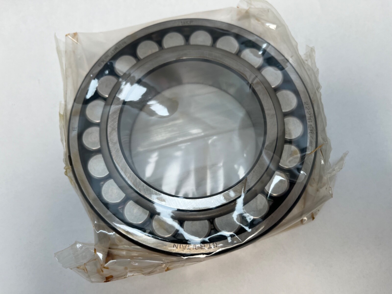 SKF 22216-EK Spherical Bearing 80x140x33 mm 22216E 22216-E-K Britain