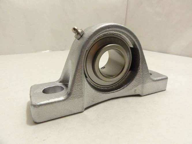204449 New In Box; AMI MUCP206-19NP Pillowblock Bearing; 1-3/16″ID; 2-Bolt