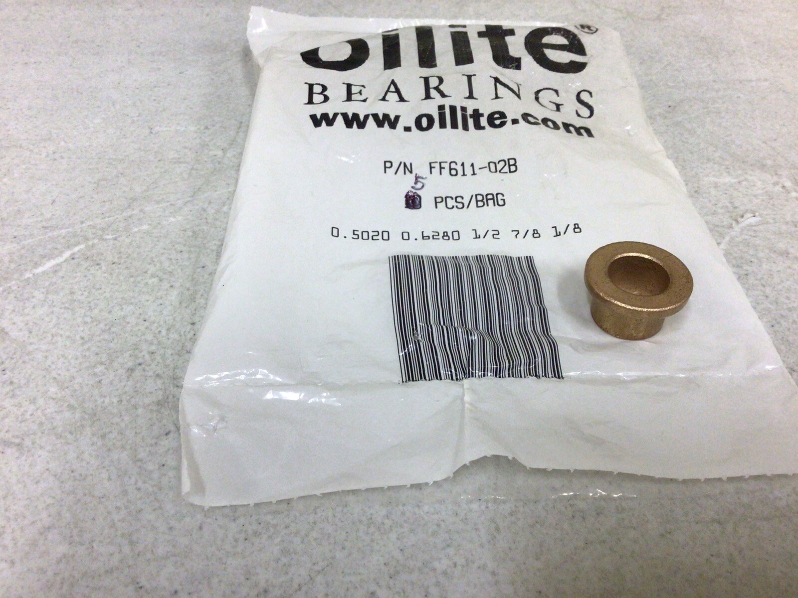 NEW, ( LOT OF 15 ) OILITE BEARINGS FF611-02B FLANGED SLEEVE BEARINGS 1/2 IN BORE