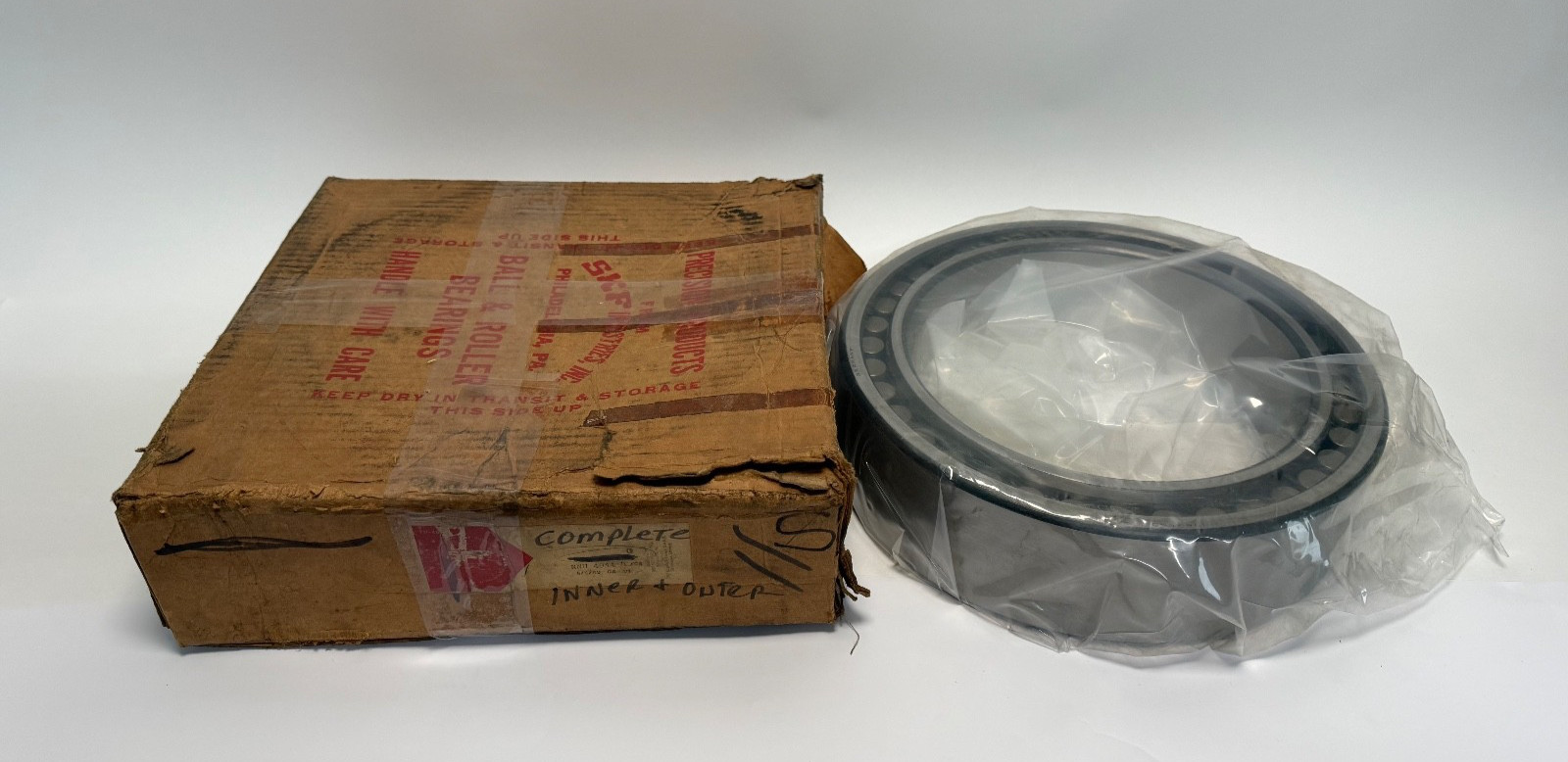 SKF NNU-4944-B/C4 Cylindrical Bearing 220x300x80mm NNU4944 NNU-4944-B-C4 Germany
