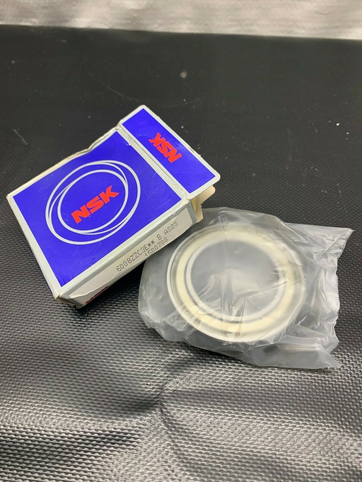 NSK 6008VVC3 Ball Bearing (Roller Conveyor Clutch)
