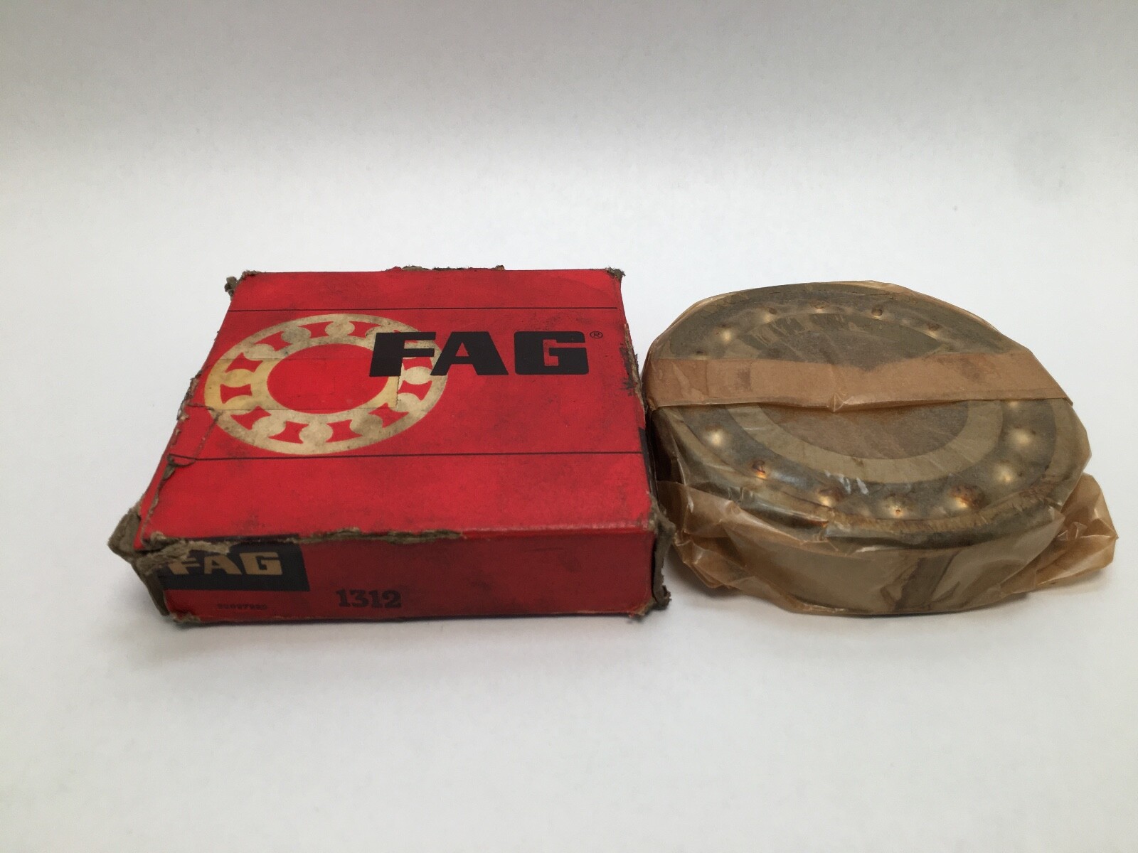FAG 1312 Self Aligning Bearing 60x130x31 mm Germany