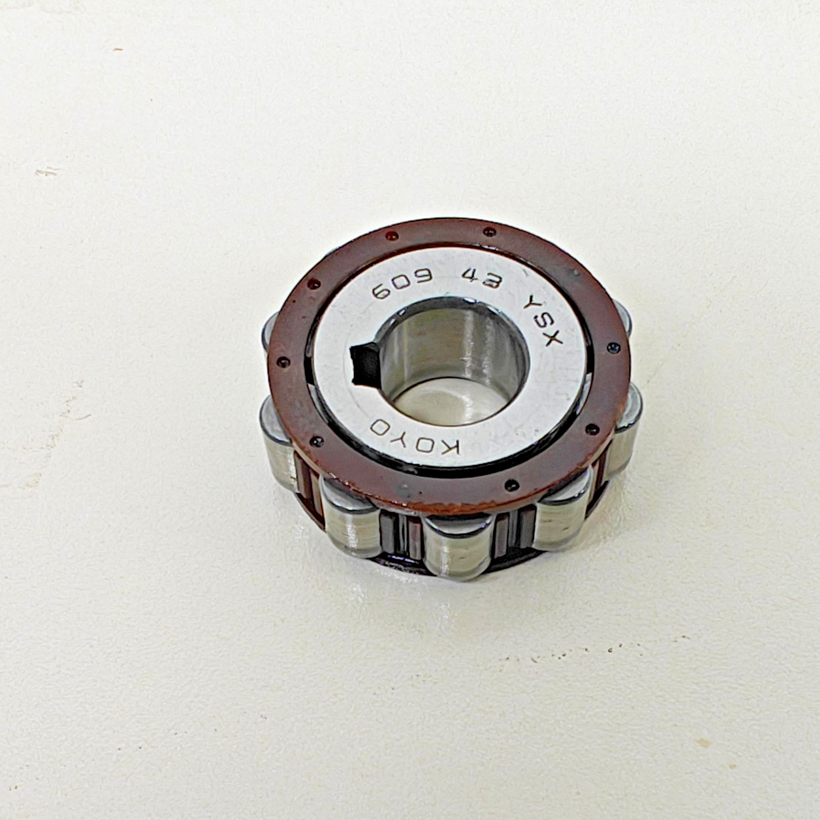 609 43 YSX Koyo Eccentric Cylindrical Roller Bearing 609 43 YSX 15×40.5x14mm
