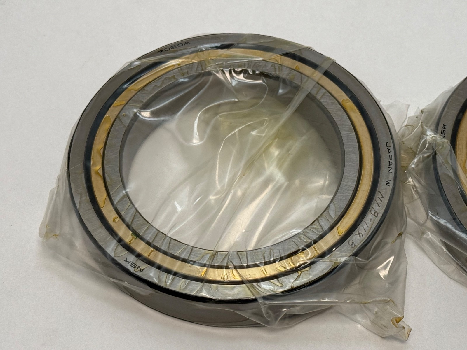 NSK 7020A Angular Bearing 100x150x24 mm 7020ACD 7020E 7020ADFCP10 2 Pcs