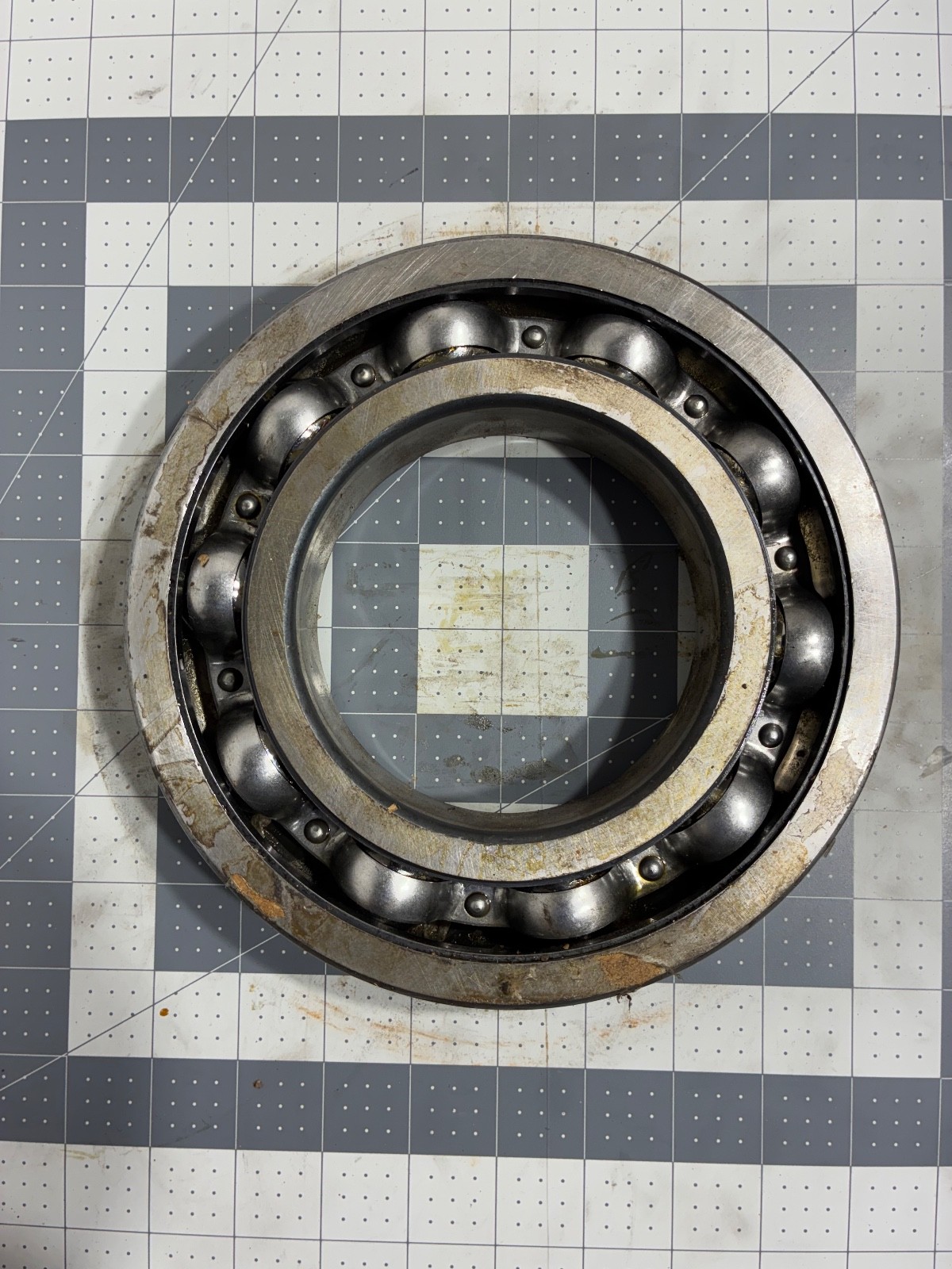 SKF 6222 – Single Row Deep Groove Ball Bearing – Made in USA – New Open Box