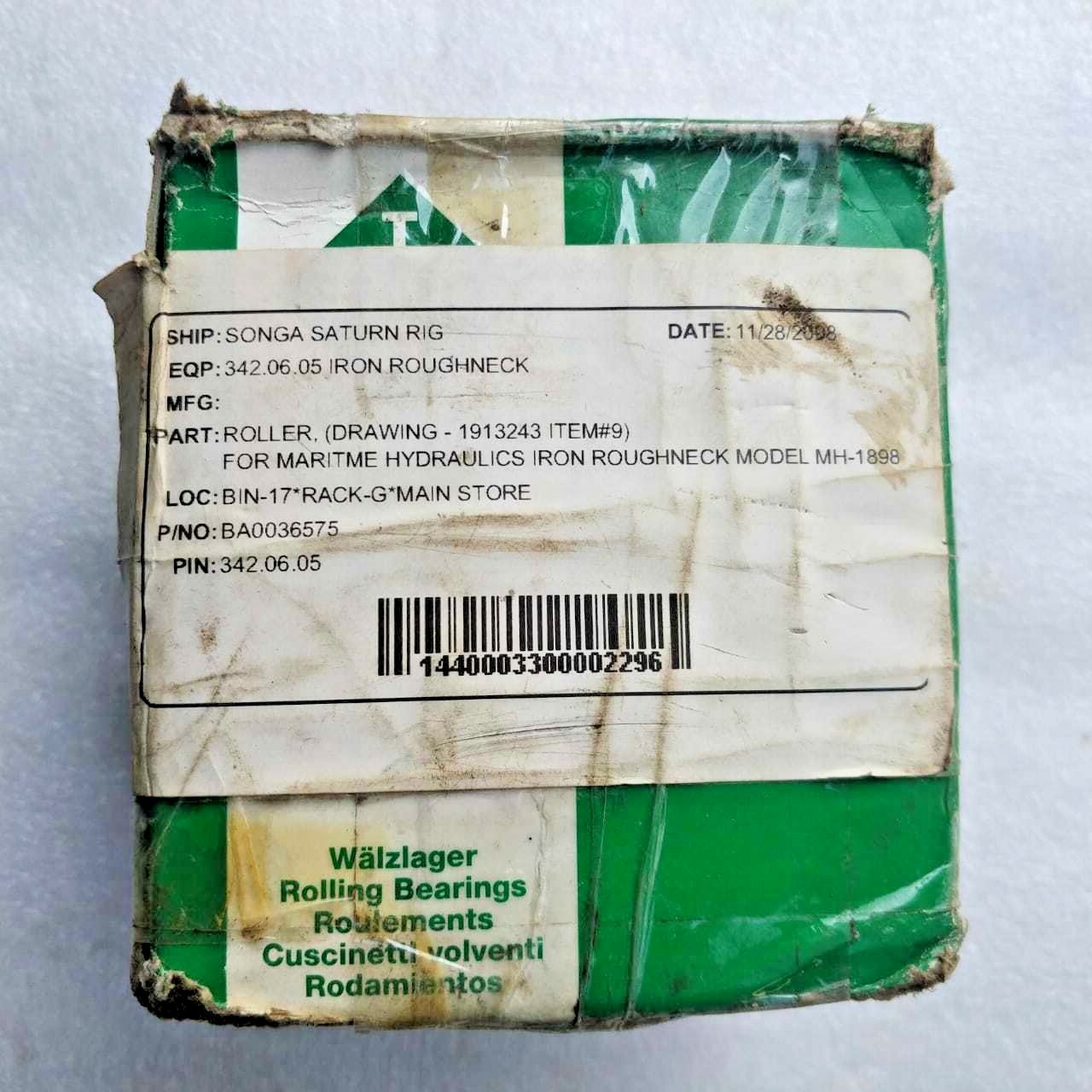 NUKR 90-A FULL COMPLEMENT Stud Type Track Rollers BEARING NEW INA NUKR90-A