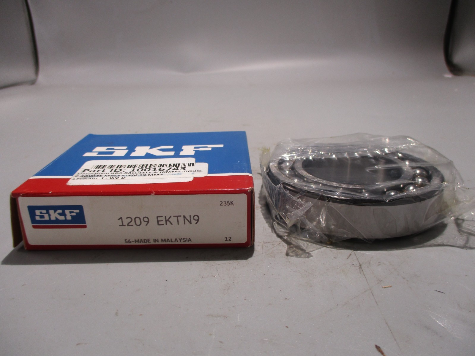 NEW SKF 1209-EKTN9 OPEN DOUBLE ROW SELF ALIGNING BALL BEARING
