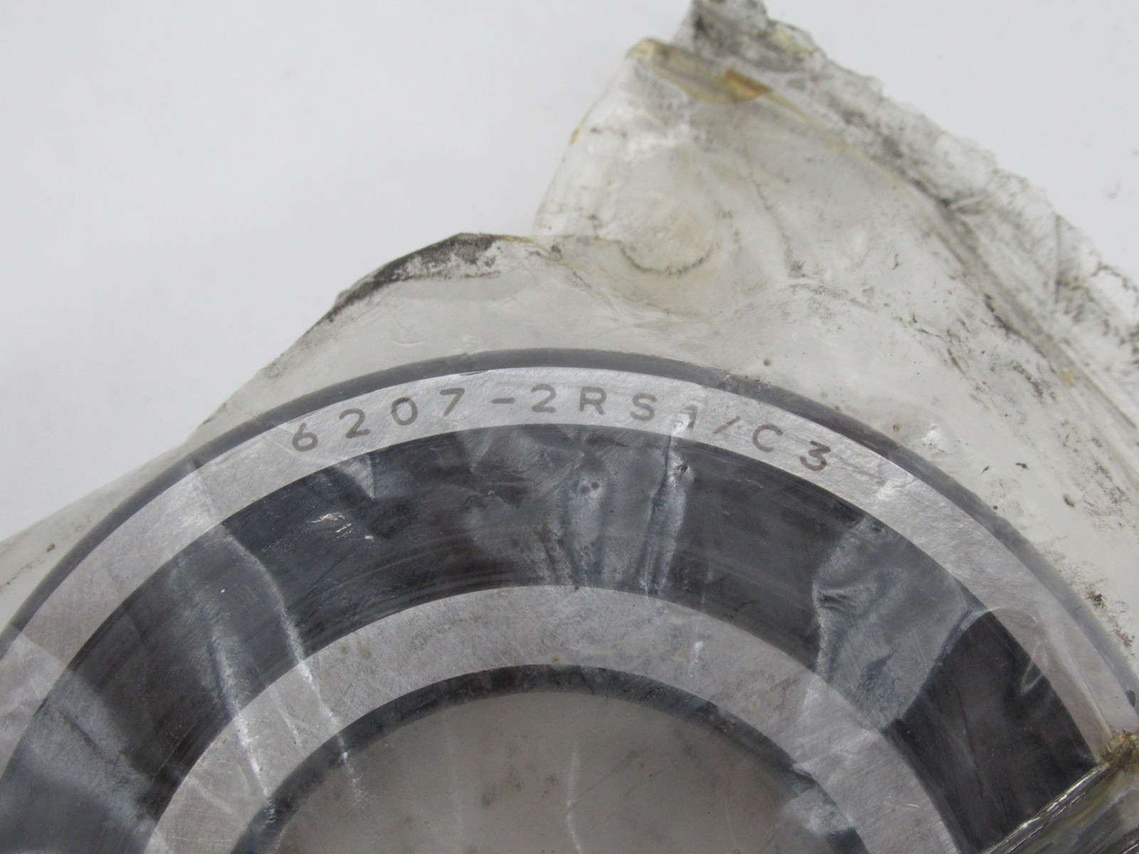 SKF 6207-2RS1/C3 Deep Groove Ball Bearing 72mm OD 35mm ID 17mm W NOP