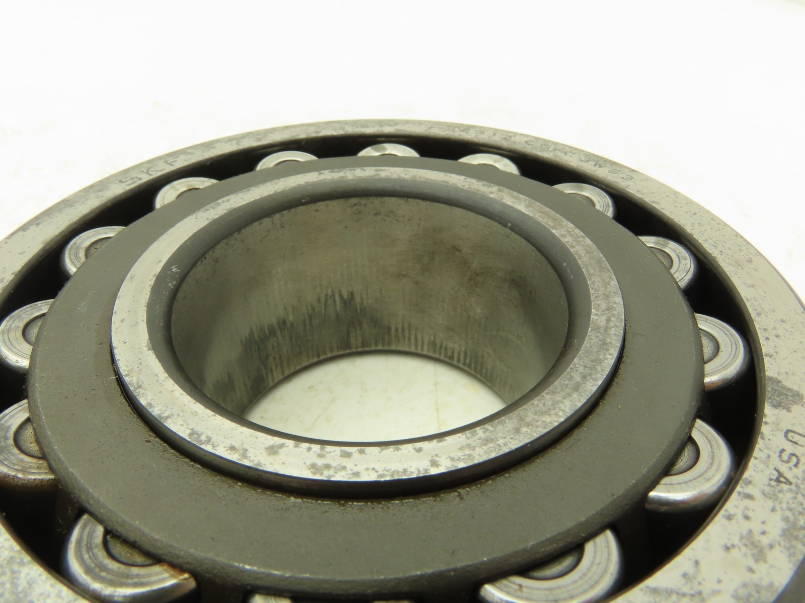 SKF 22312 CG/C3W33 Spherical Roller Bearing 2 Row 60mm ID x 130mm OD x 46mm W