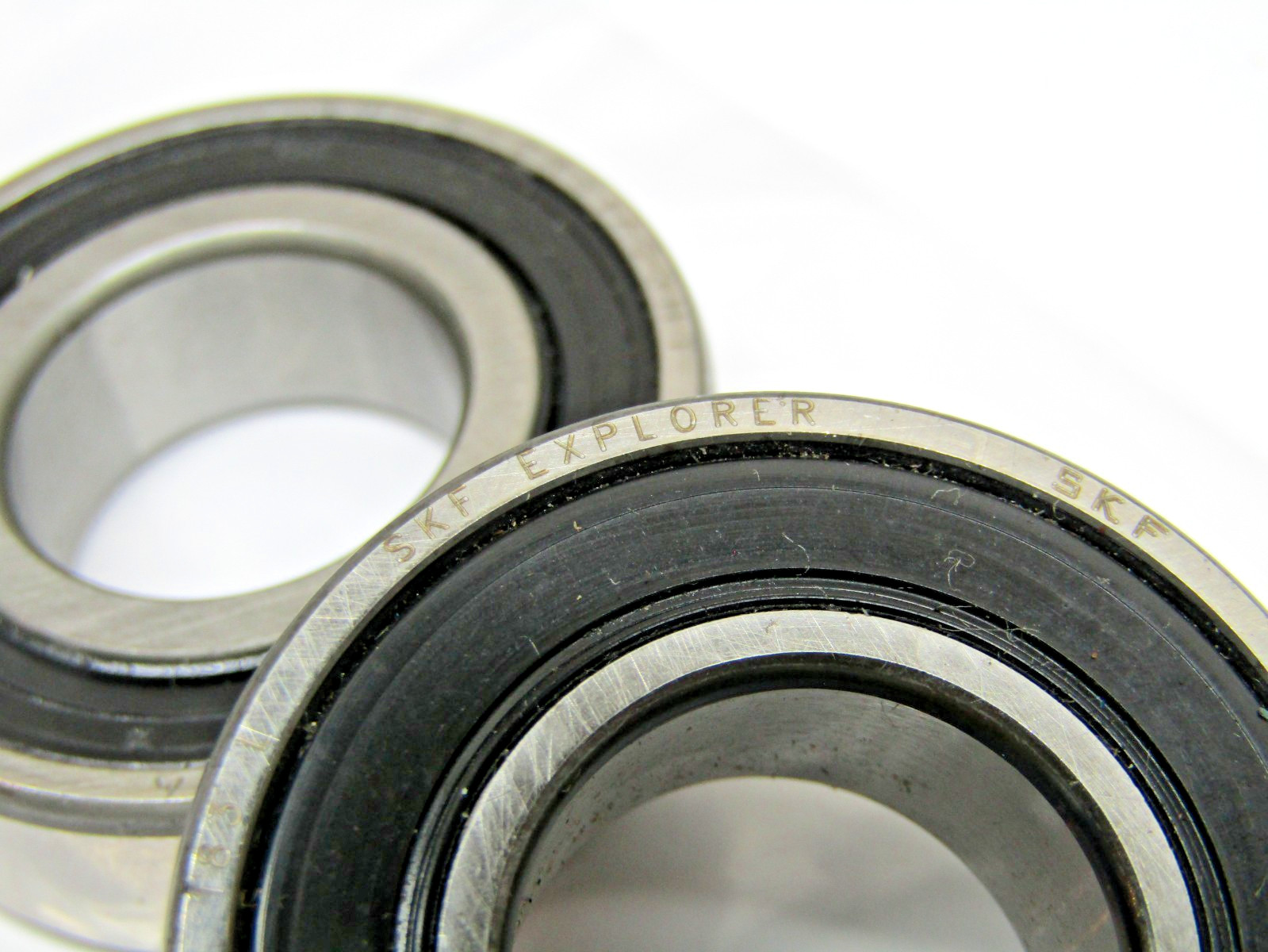 (Lot of 2) SKF 6004-2RS C3 20 mm X 42 mm X 12 mm Sealed Bearing