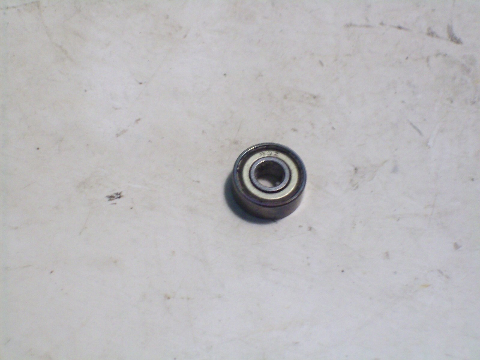 NEW R3Z DOUBLE SHIELDED DEEP GROOVE BALL BEARING .1875 X .5000 X .1960 P5087