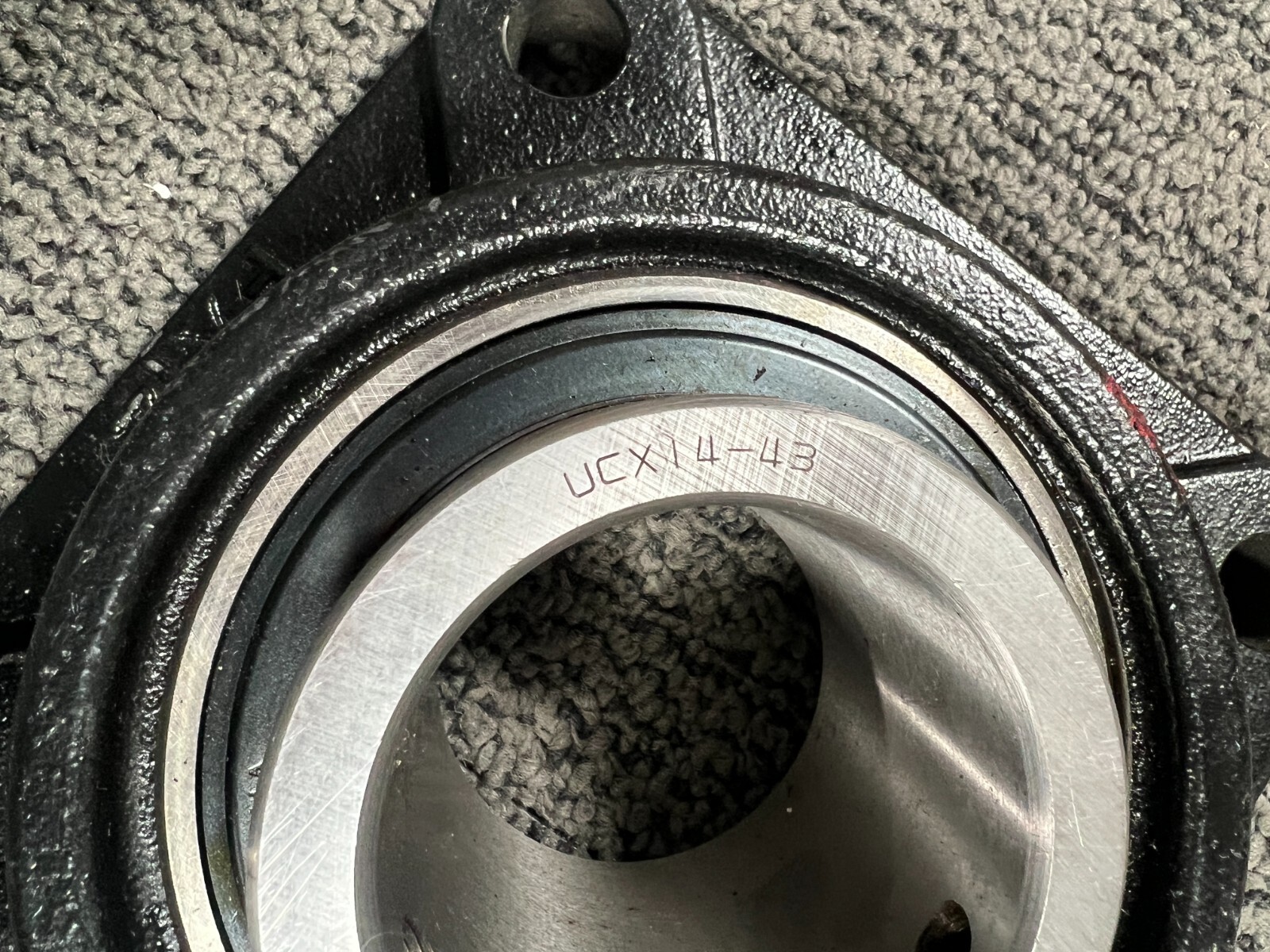 MOLINE BEARING – UCX14-43 2-11/16″ 4 Bolt Flange Mounted Bearing Black