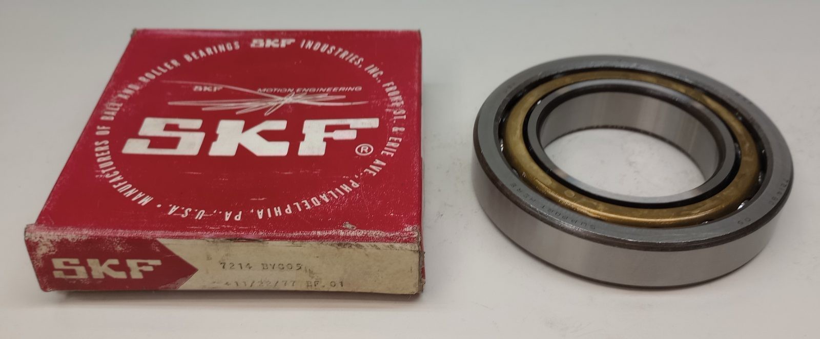 SKF 7214 BYG05 Angular Contact Ball Bearing 70mm ID X 125mm OD X 24mm W