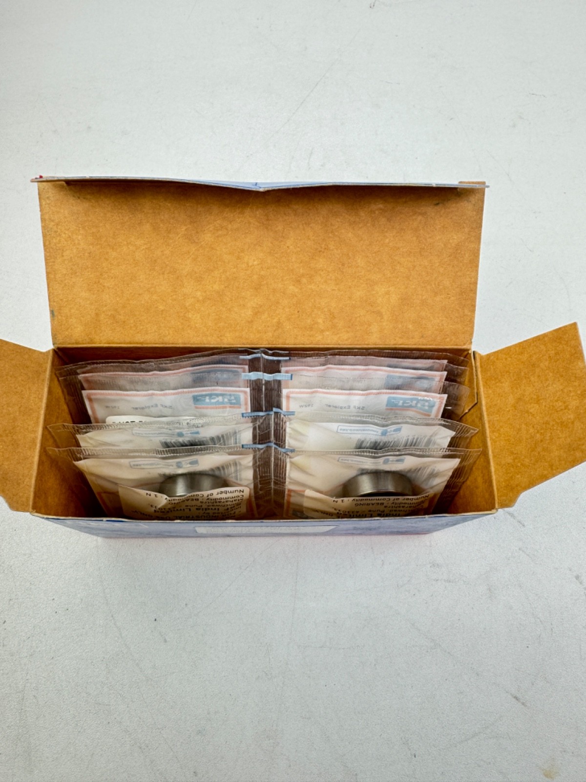 SKF 608-2RSH DEEP GROOVE BALL BEARING, RUBBER SEALED 8x22x7 *BOX OF 10*