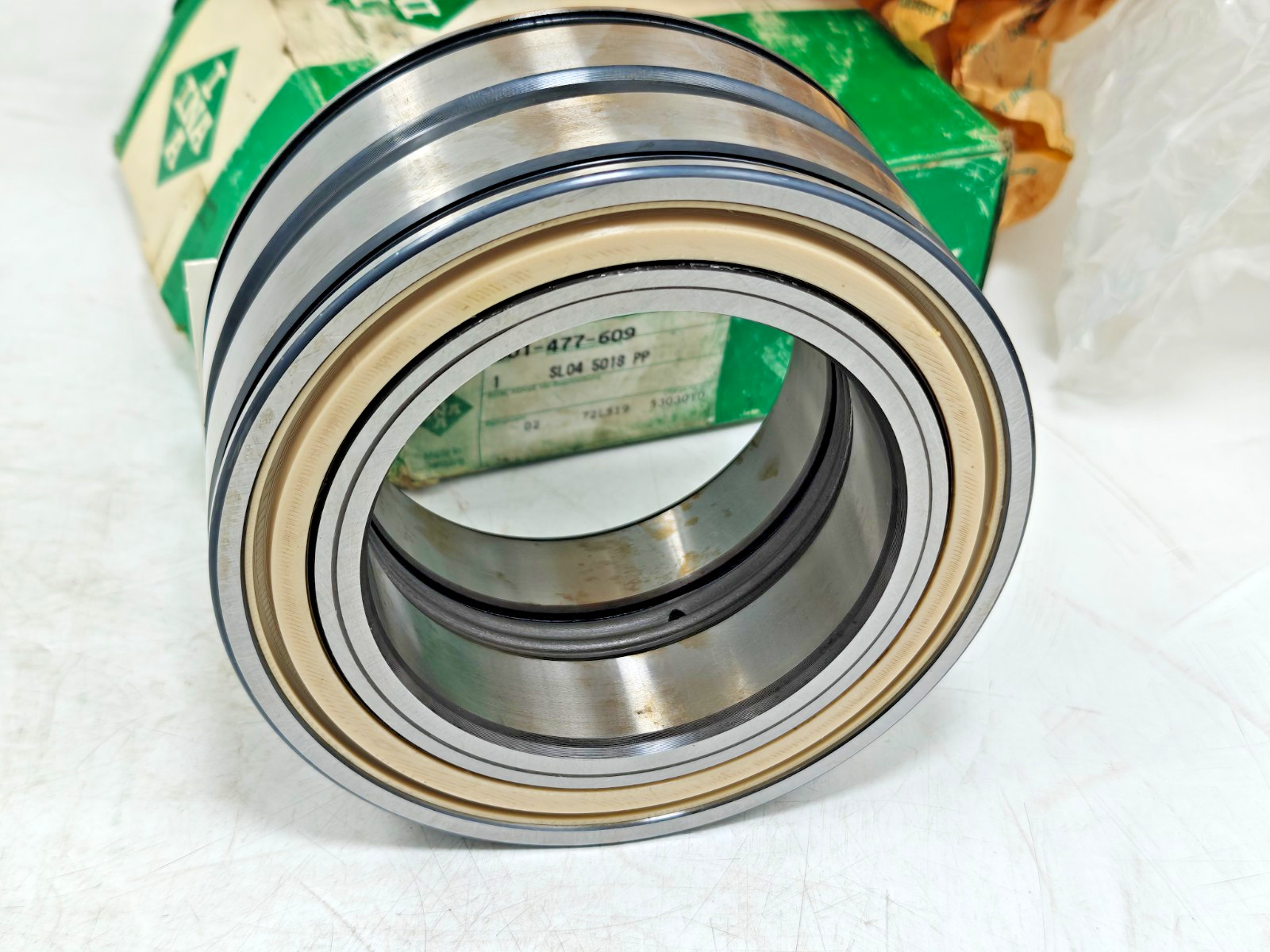 SL045018-PP INA Double Row Cylindrical Roller Bearing INA SL04 5018 PP / NNF5018