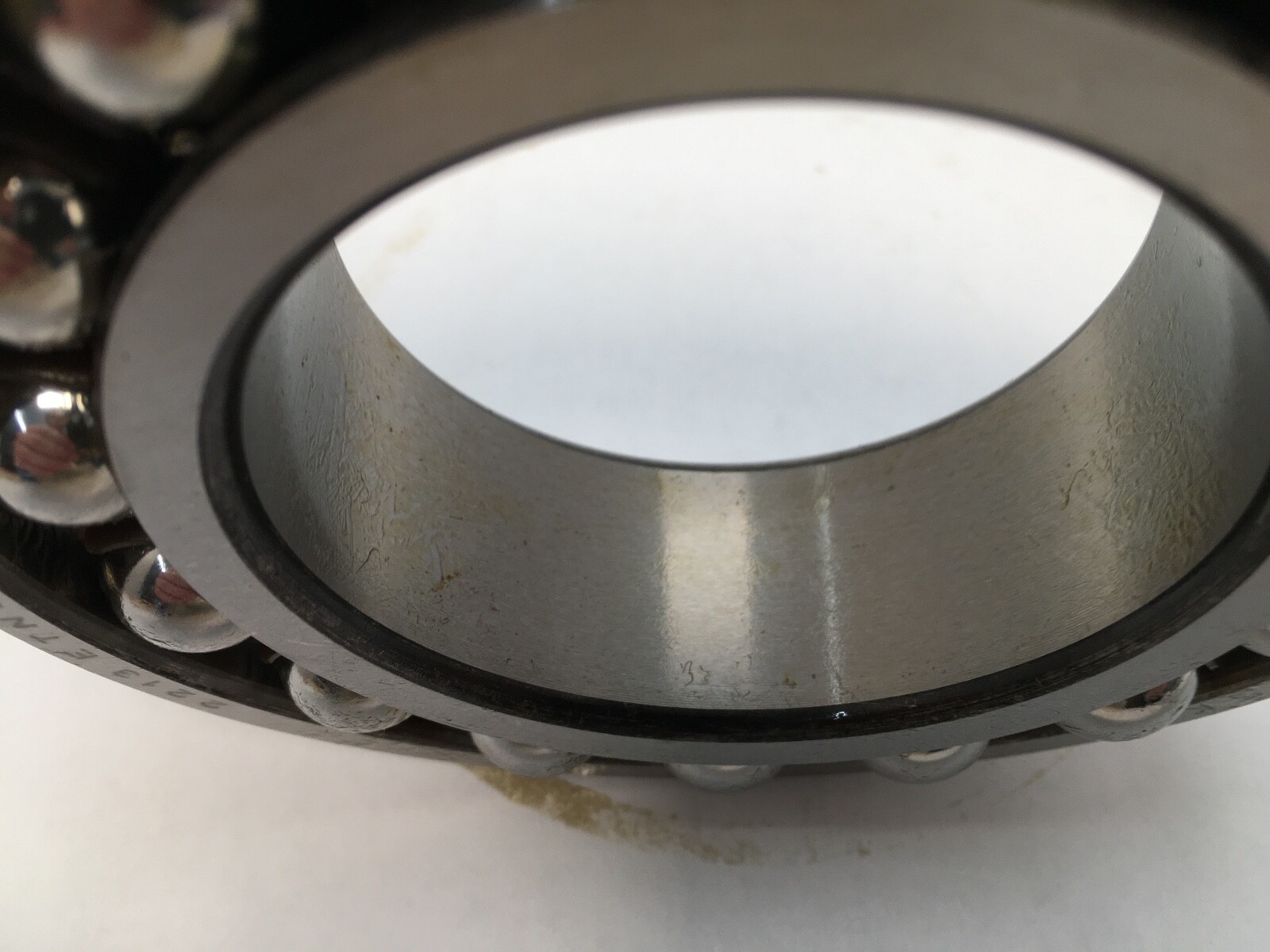 SKF 2213-ETN9 Self Aligning Bearing 65x120x31 mm 2213 E TN9 22213E Sweden