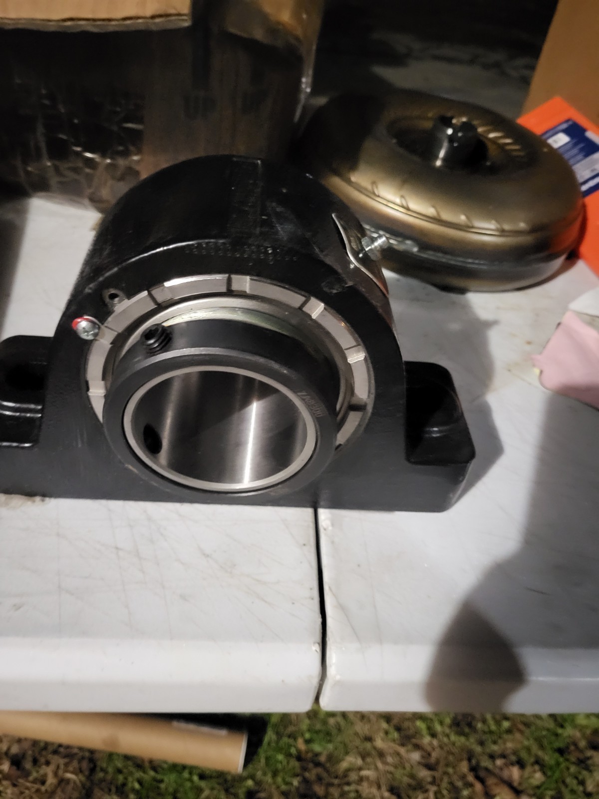 REXNORD Pillow Block Roller Bearing 3″ Bore Diameter Cast Iron ZA8300