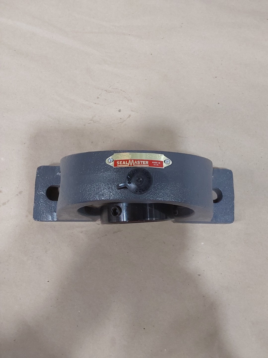 SEALMASTER NP-35 , NEW PILLOW BLOCK BEARING, BORE: 2-3/16″