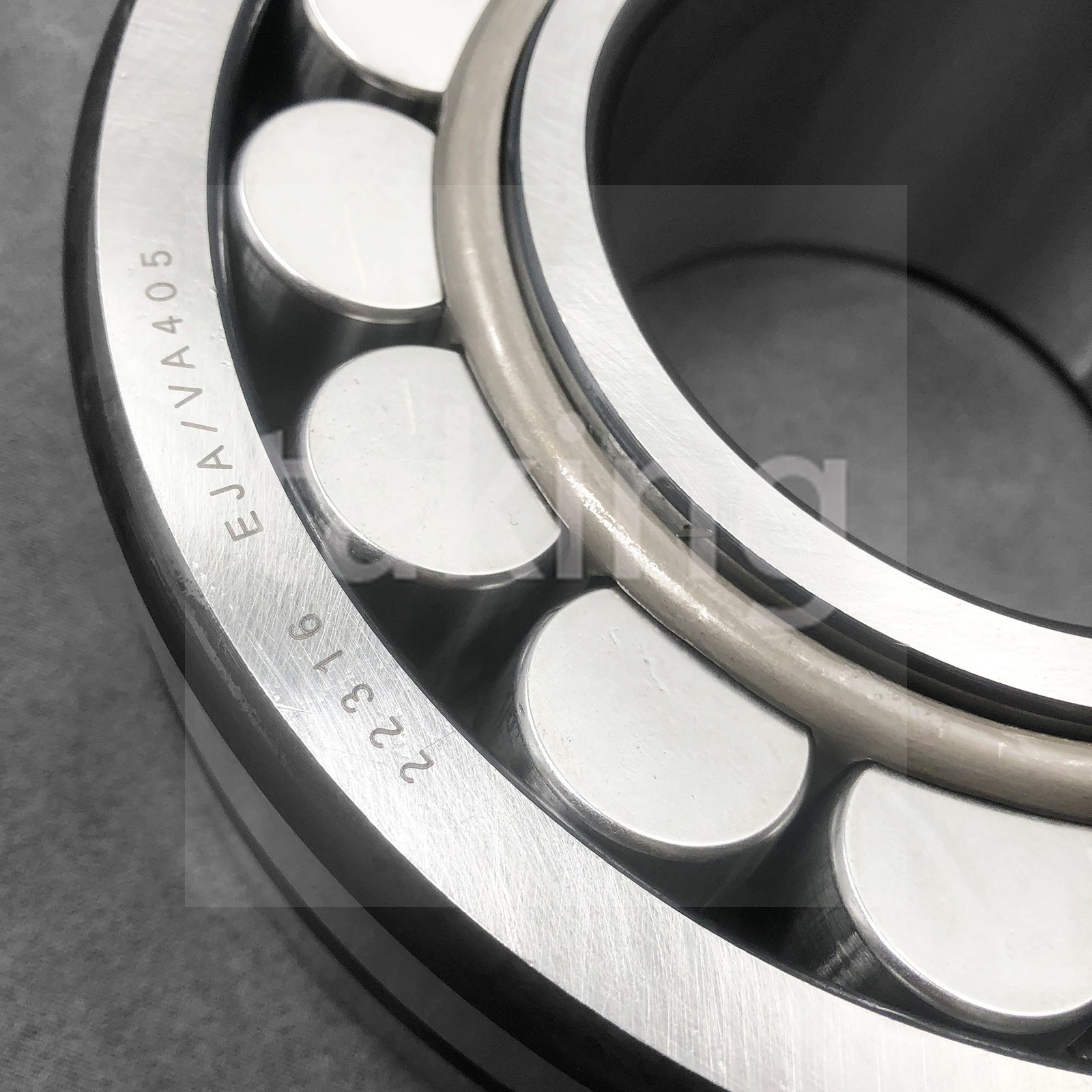 1Pc New Spherical Roller Bearing for SKF 22316 EJA/VA405 80x170x58mm Bearing