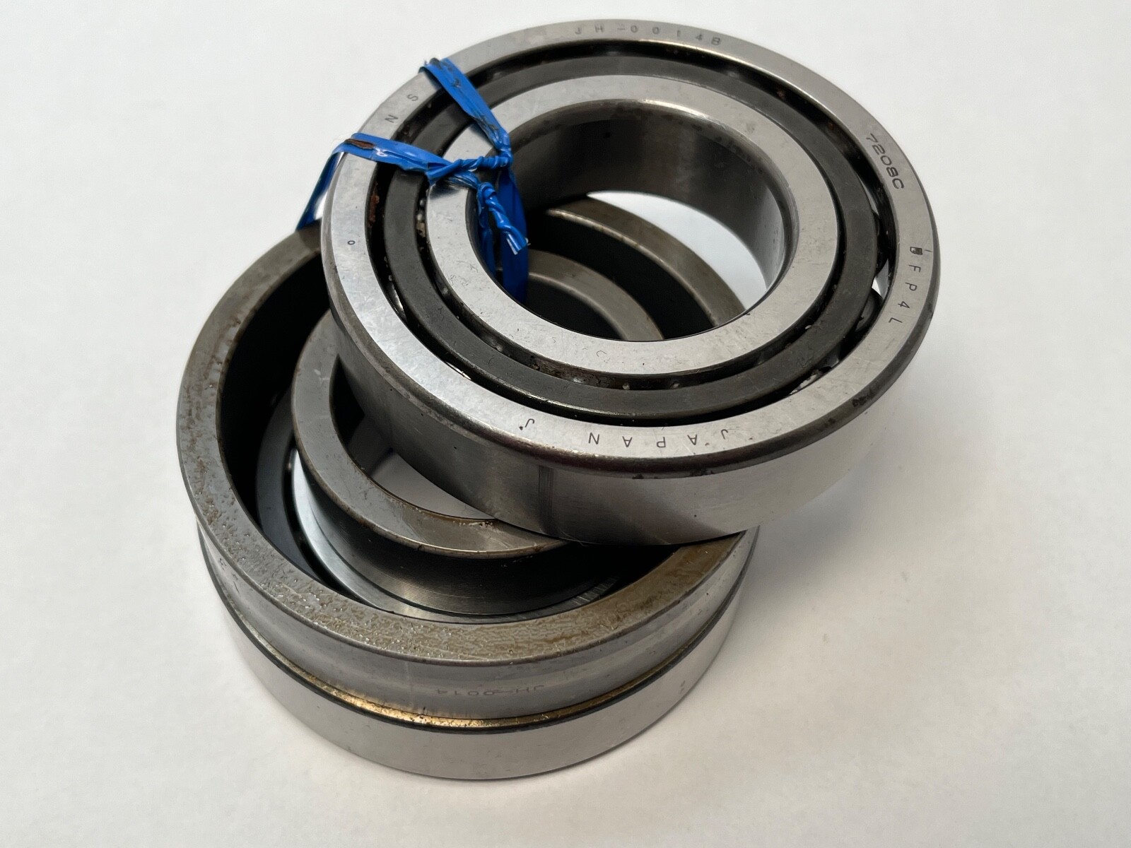 NSK 7208CTYDFP4L Bearing 40x80x18 mm 7208C 7208-C-TY-DF-P4L ABEC7 Japan 2 Pcs