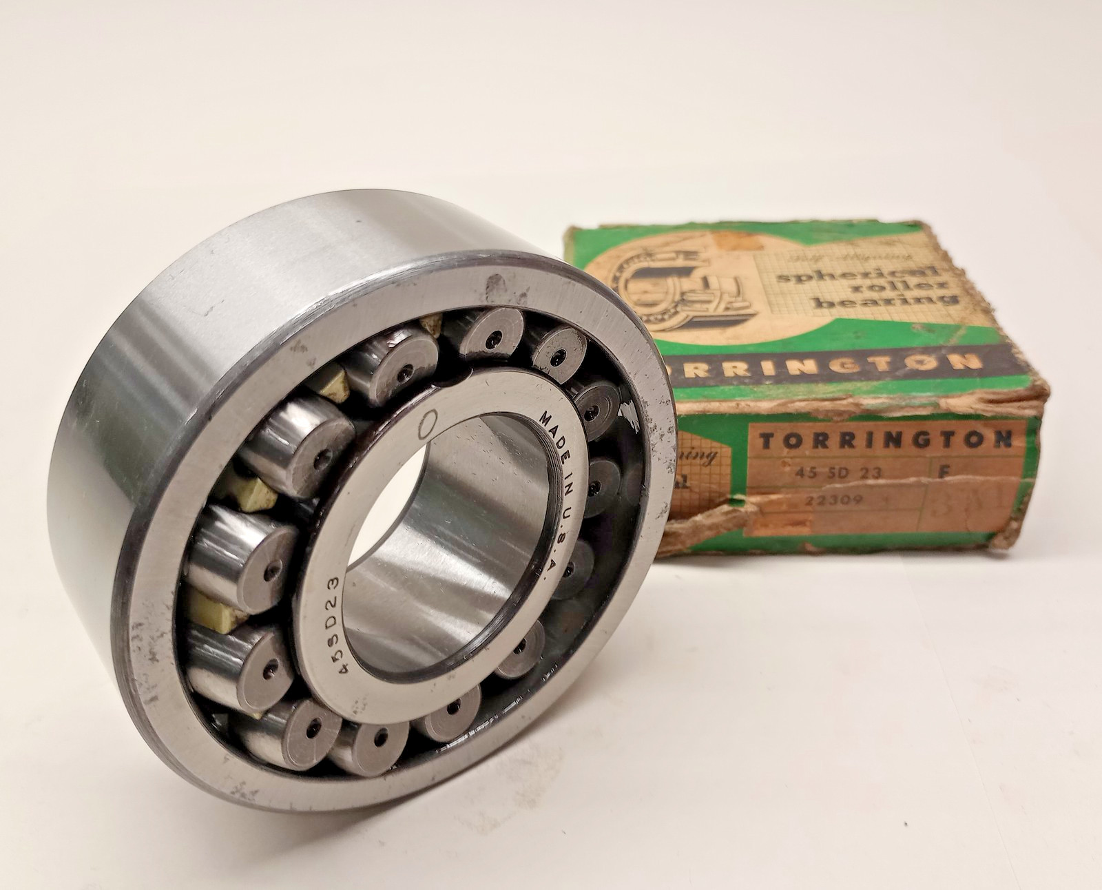 Torrington 45SD23-F3 Spherical Roller Bearing USA 45x100x36mm 22309/22309F3