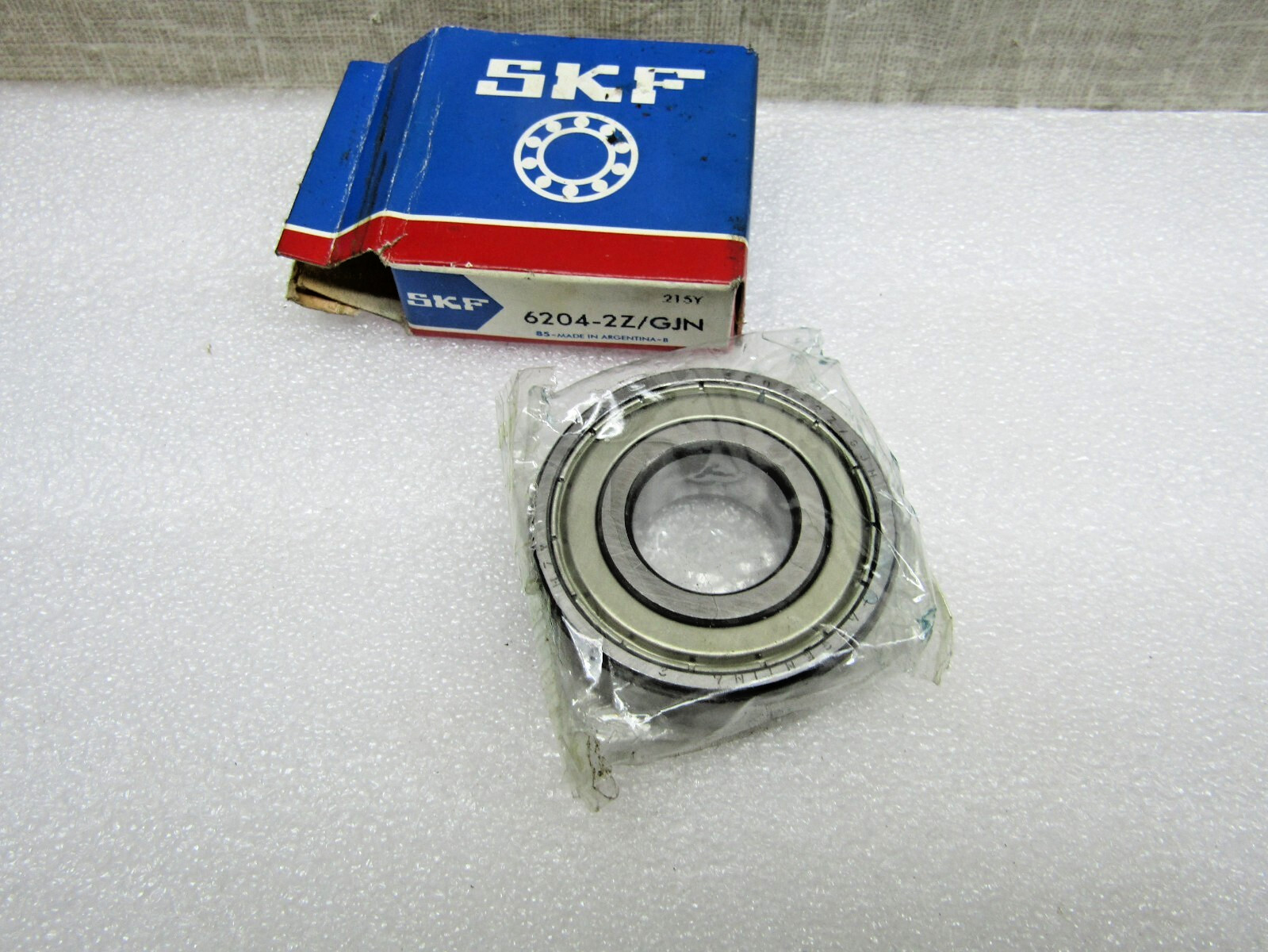 SKF 6204-2Z /GJN 20mm X 47mm X 14mm Shielded Bearing