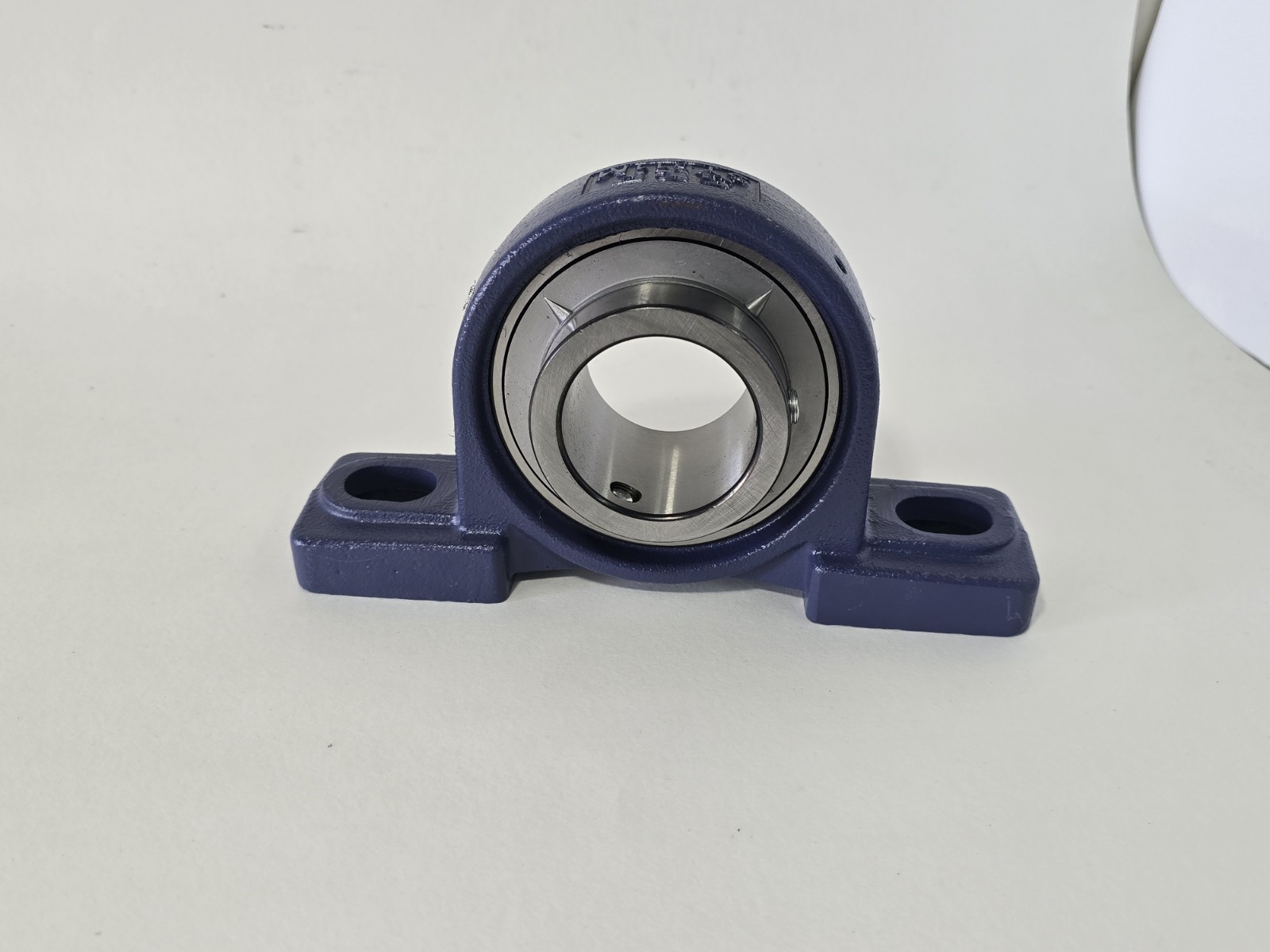 SKF SY 2 TF PB 2 Bolt Bearing-Factory New! 2″ Bore Pillow Block Bearing