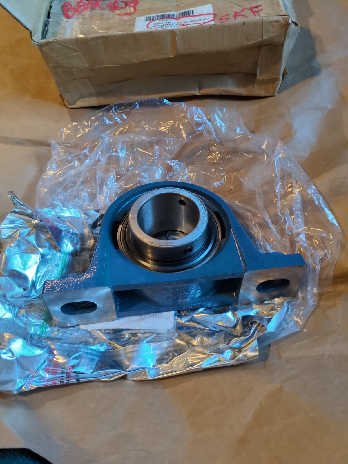 Large SKF SY 2 3/4 TF PILLOW BLOCK UNIT EXT. INNER RING & SET SCREW NOS New