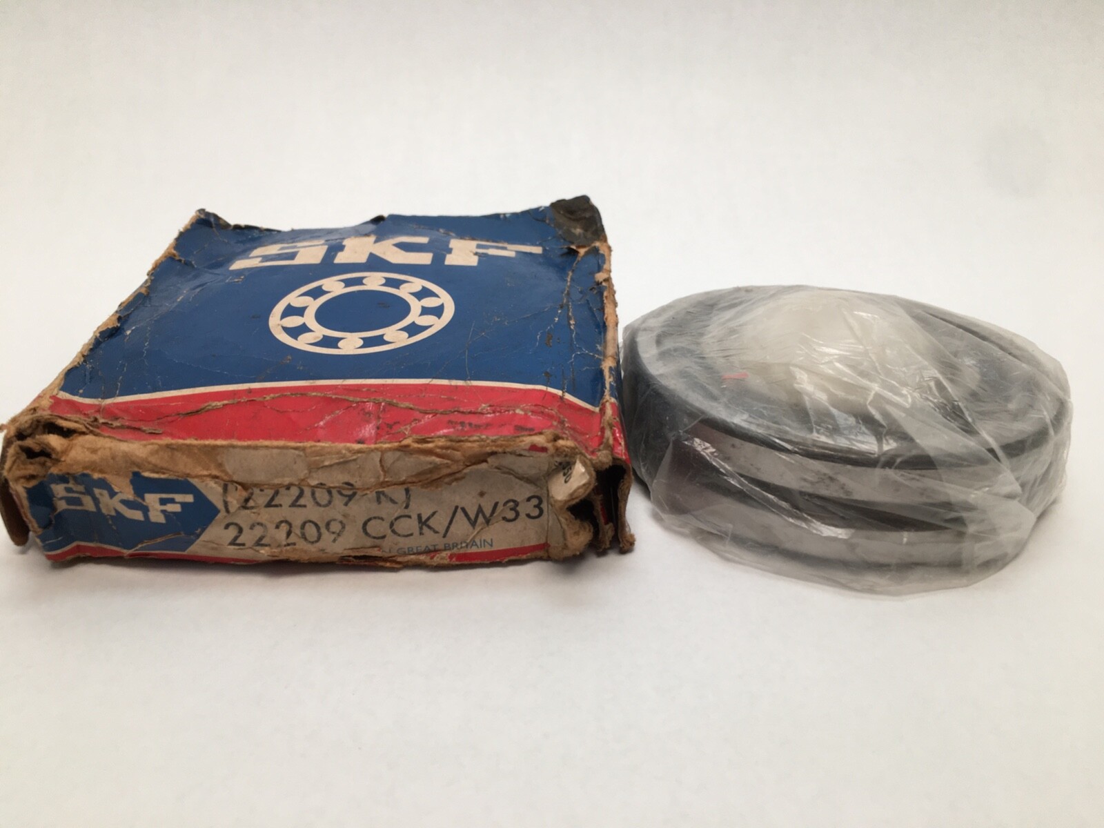 SKF 22209-CCK-W33 Spherical Roller Bearing 45x85x23 mm 22209 CC K W33 Britain