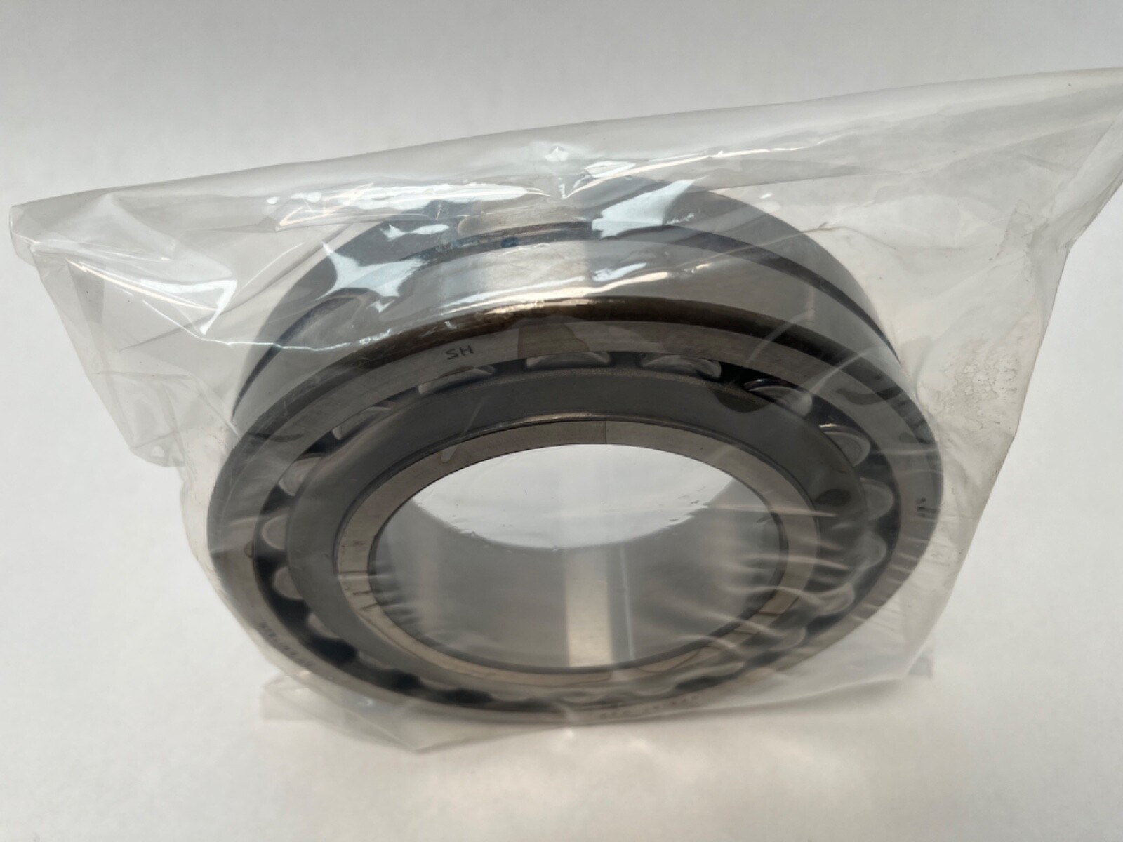 SKF 22218-CK/C3W33 Spherical Roller Bearing 22218-C-K-C3-W33 90x160x40 mm