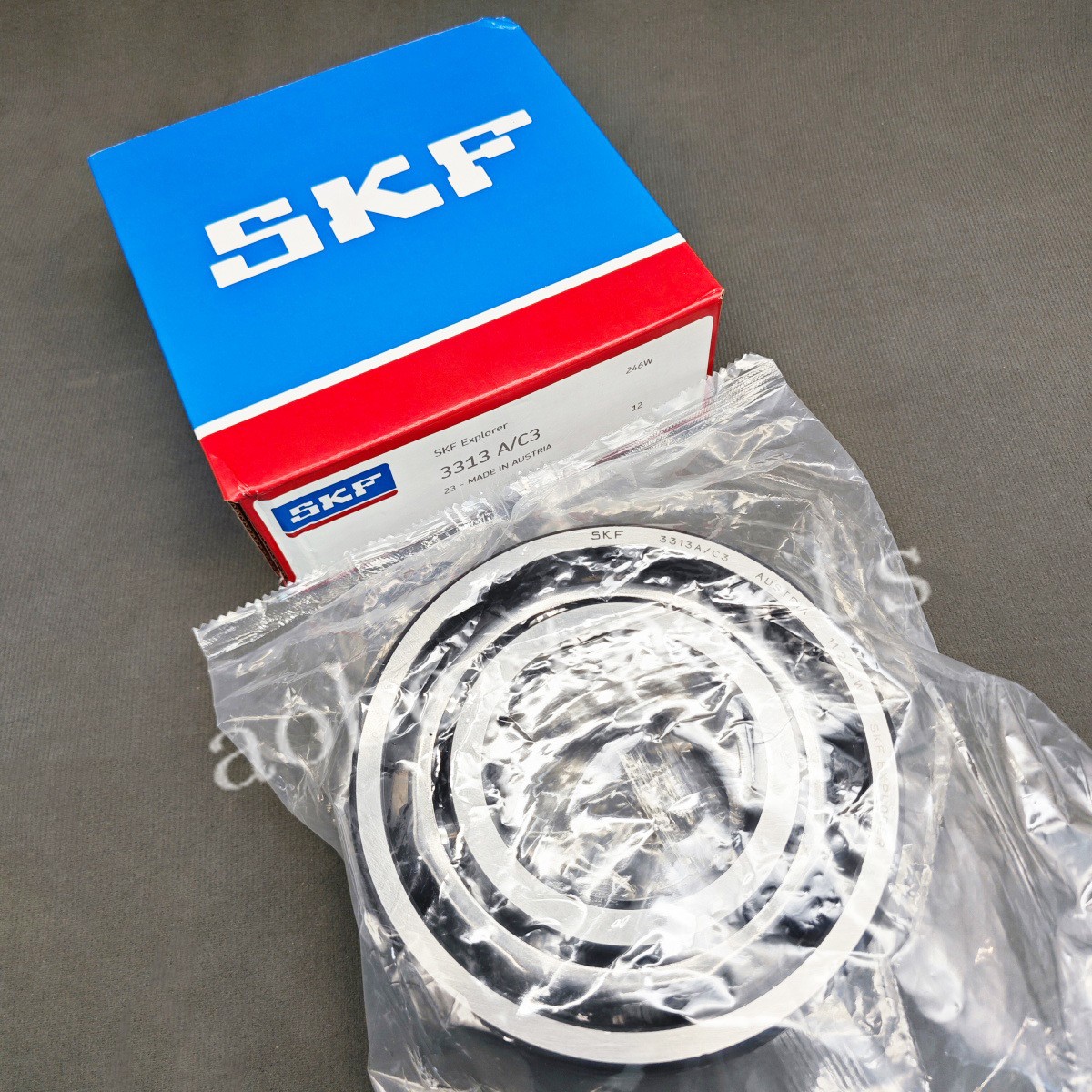 1X New Double Row Angular Contact Ball Bearing for SKF 3313 A/C3 65x140x58.7mm